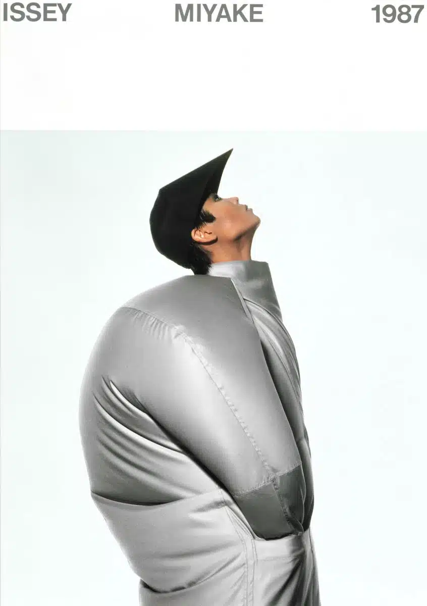 Efsanevi Japon Tasarımcı Issey Miyake’nin Ardından… Efsanevi Japon Tasarımcı Issey Miyake’nin Ardından…