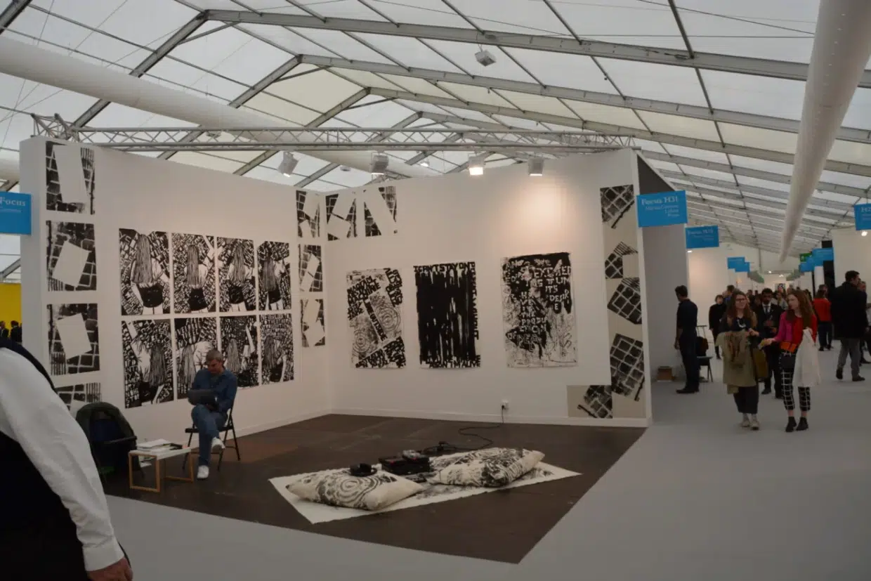 Time Freezes with Frieze Time Freezes With Frieze