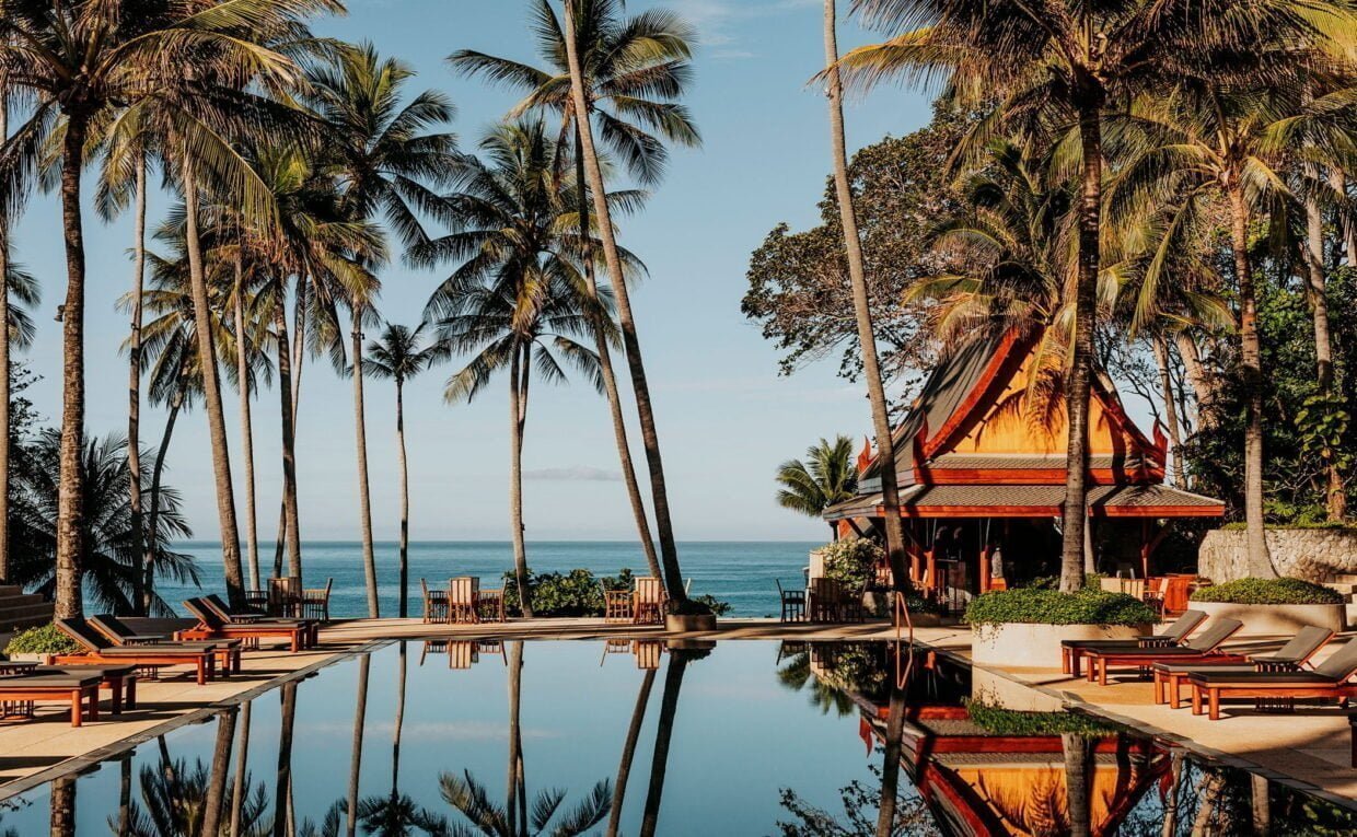 Ultra Luxury Hotels With Their Own Yahcts