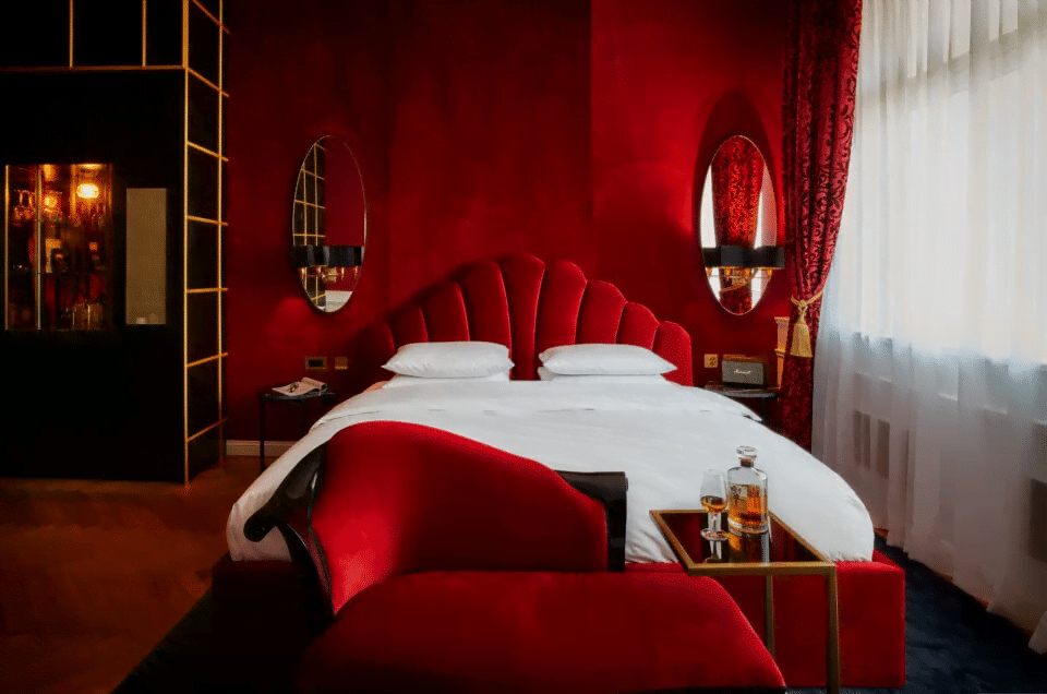 14 Romantic Hotel Suits for Valentine’s Day 14 Romantic Hotel Suits For Valentine’s Day