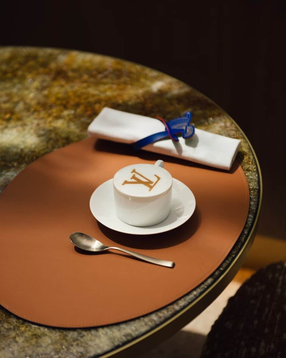 Qatar’da Louis Vuitton Yolcu Salonu Qatar’da Louis Vuitton Yolcu Salonu