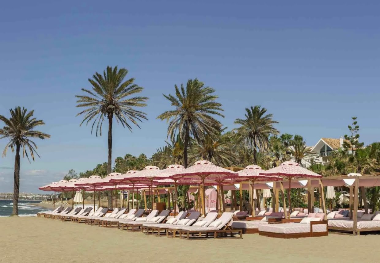 Fendi İmzalı Malaga Sahili Fendi İmzalı Malaga Sahili