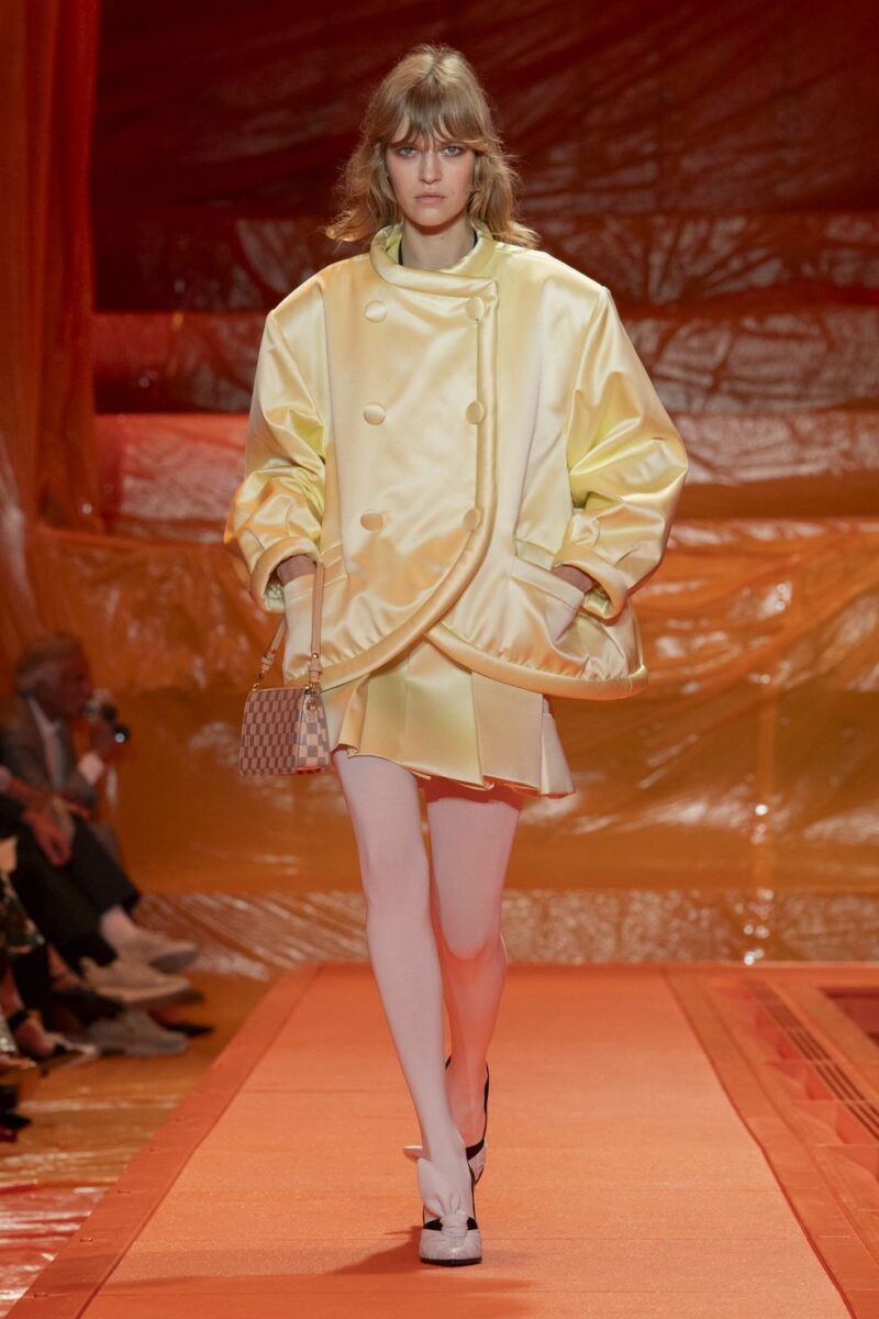 Saatolog Picks: Paris Moda Haftası'nın En İyi Görünümleri Saatolog Picks - Paris Moda Haftası