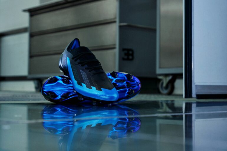 Adidas ve Bugatti'den Hızlı İş Birliği Adidas Ve Bugatti'Den Hızlı İş Birliği