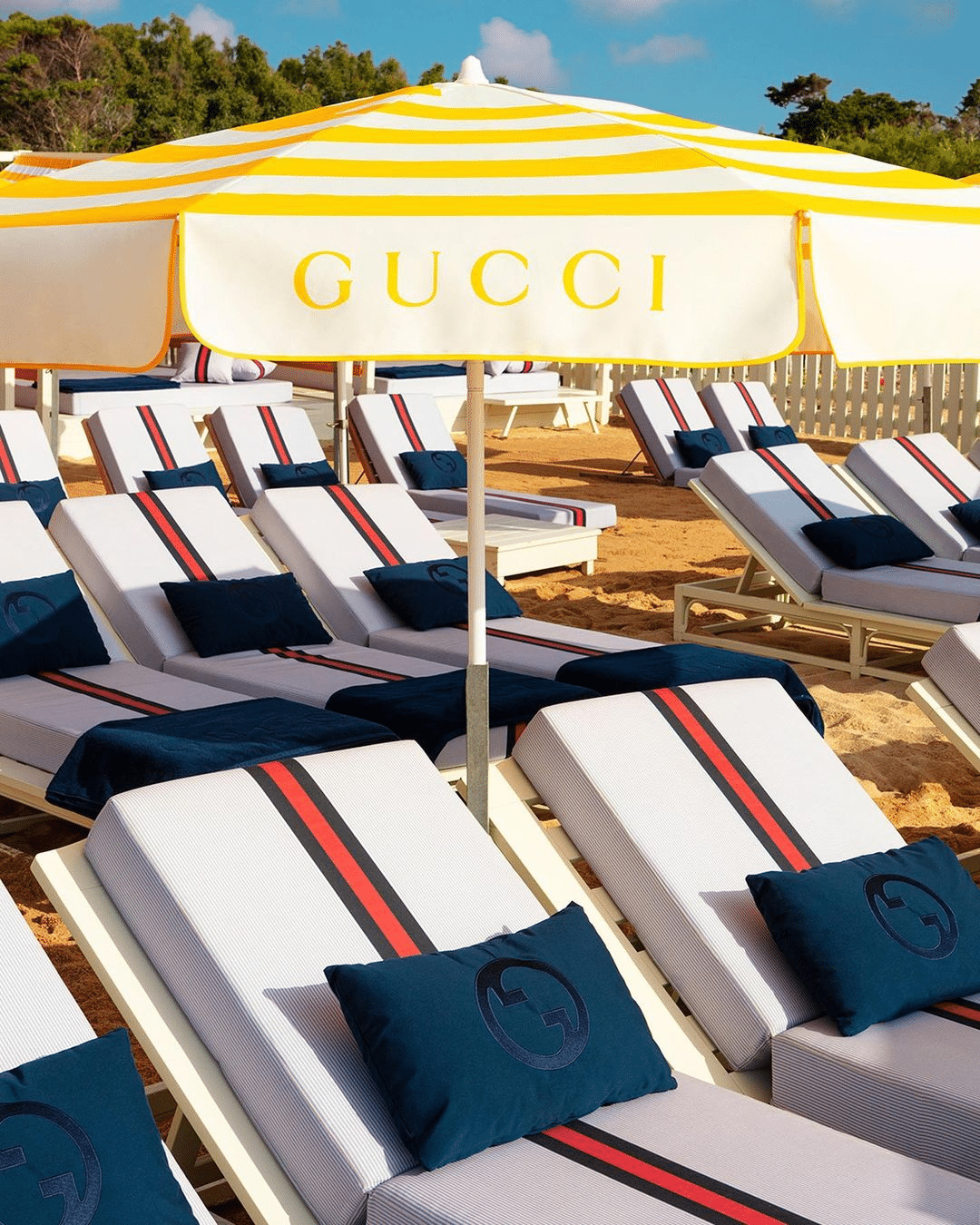 A New Platform for Luxury Fashion Brands A New Platform For Luxury Fashion Brands