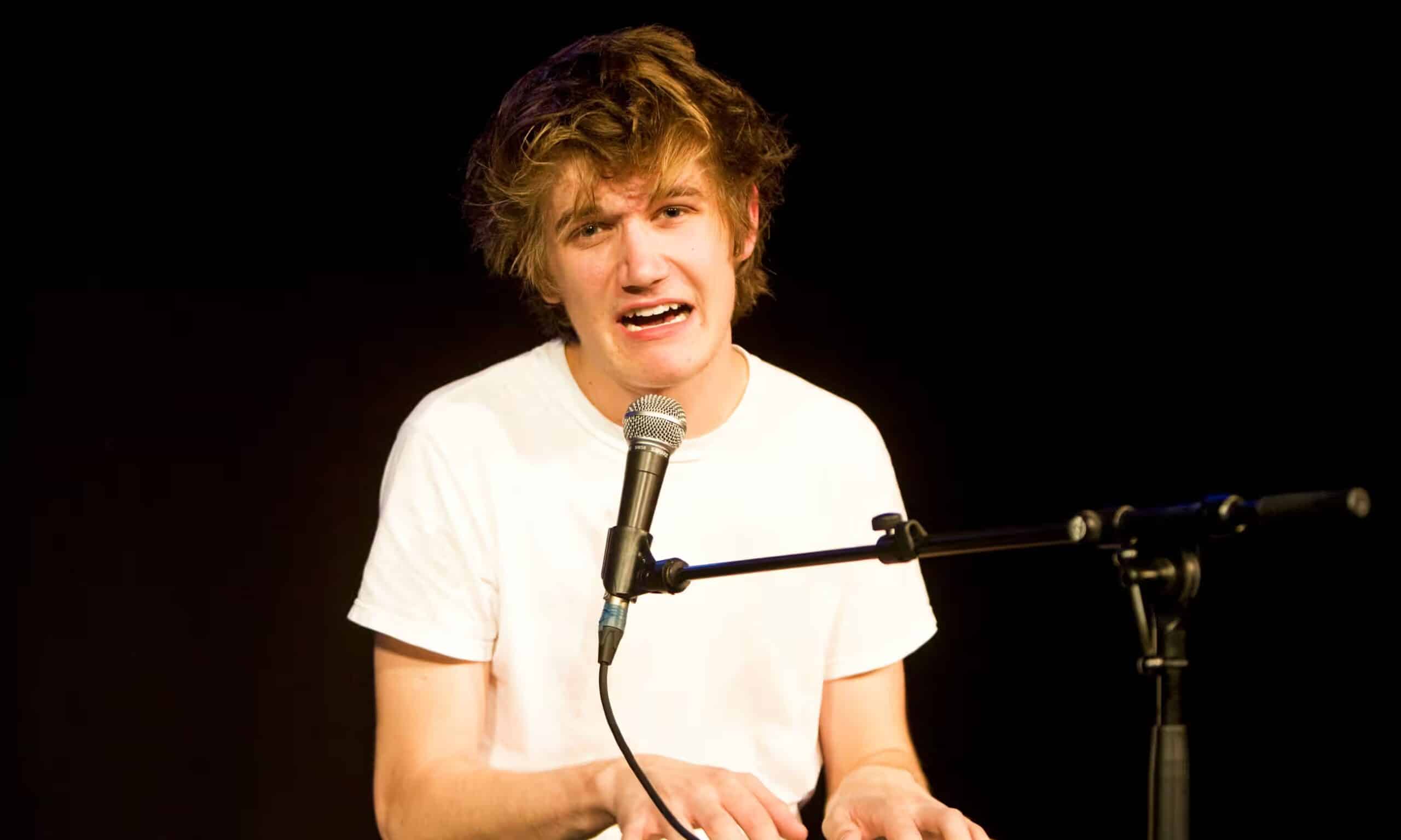 Kesinlikle Gülmeye İhtiyacımız Var: Netflix’teki En İyi 10 Stand Up Gösterisi Netflix’teki En Iyi Stand Up