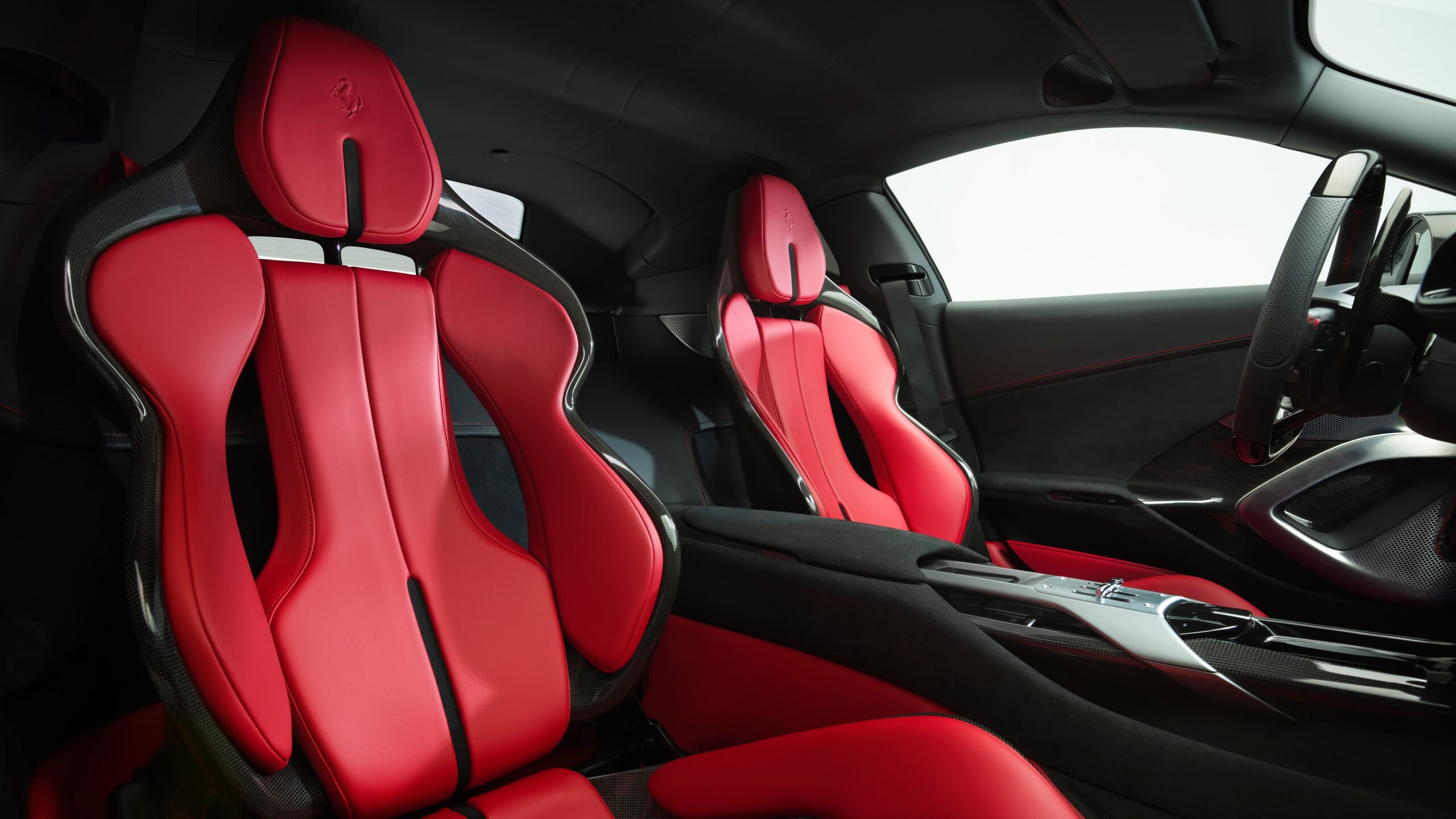 Ferrari 12Cilindri: Elektriklilere inat V12! Ferrari 12Cilindri: Elektriklilere Inat V12!