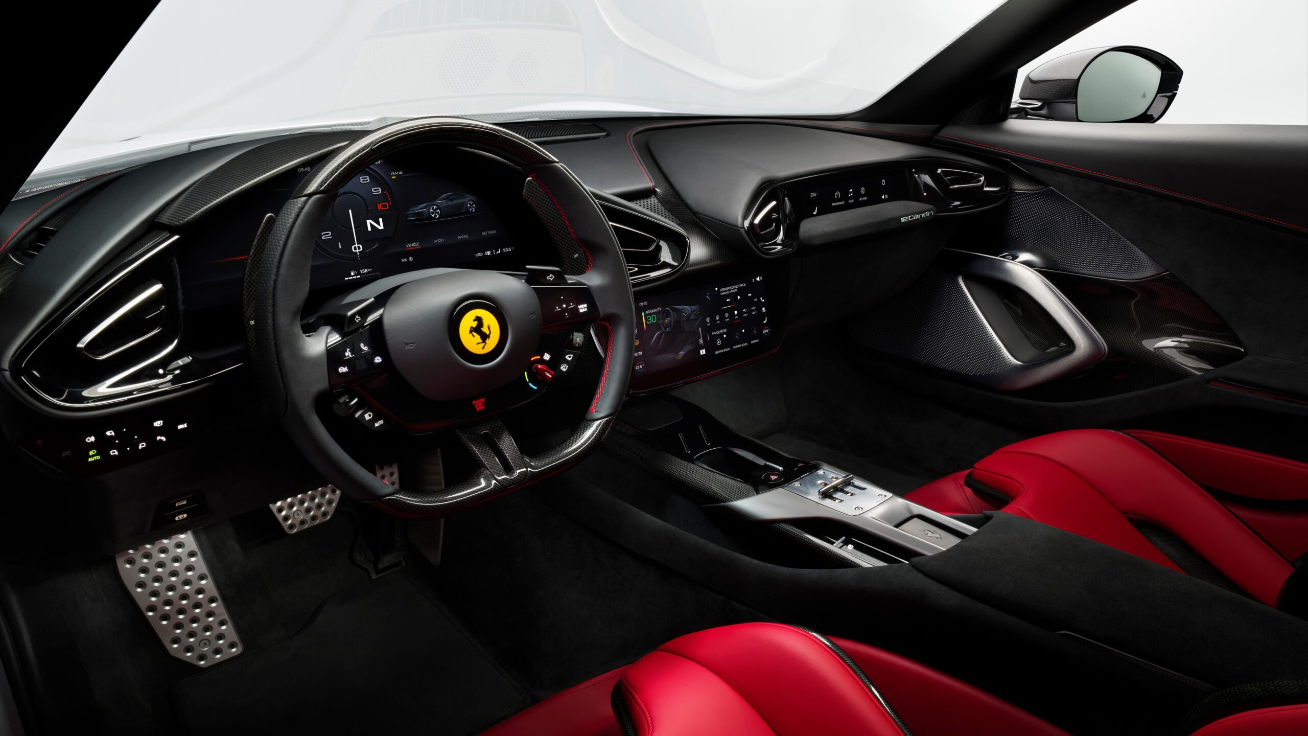 Ferrari 12Cilindri: Elektriklilere inat V12! Ferrari 12Cilindri: Elektriklilere Inat V12!