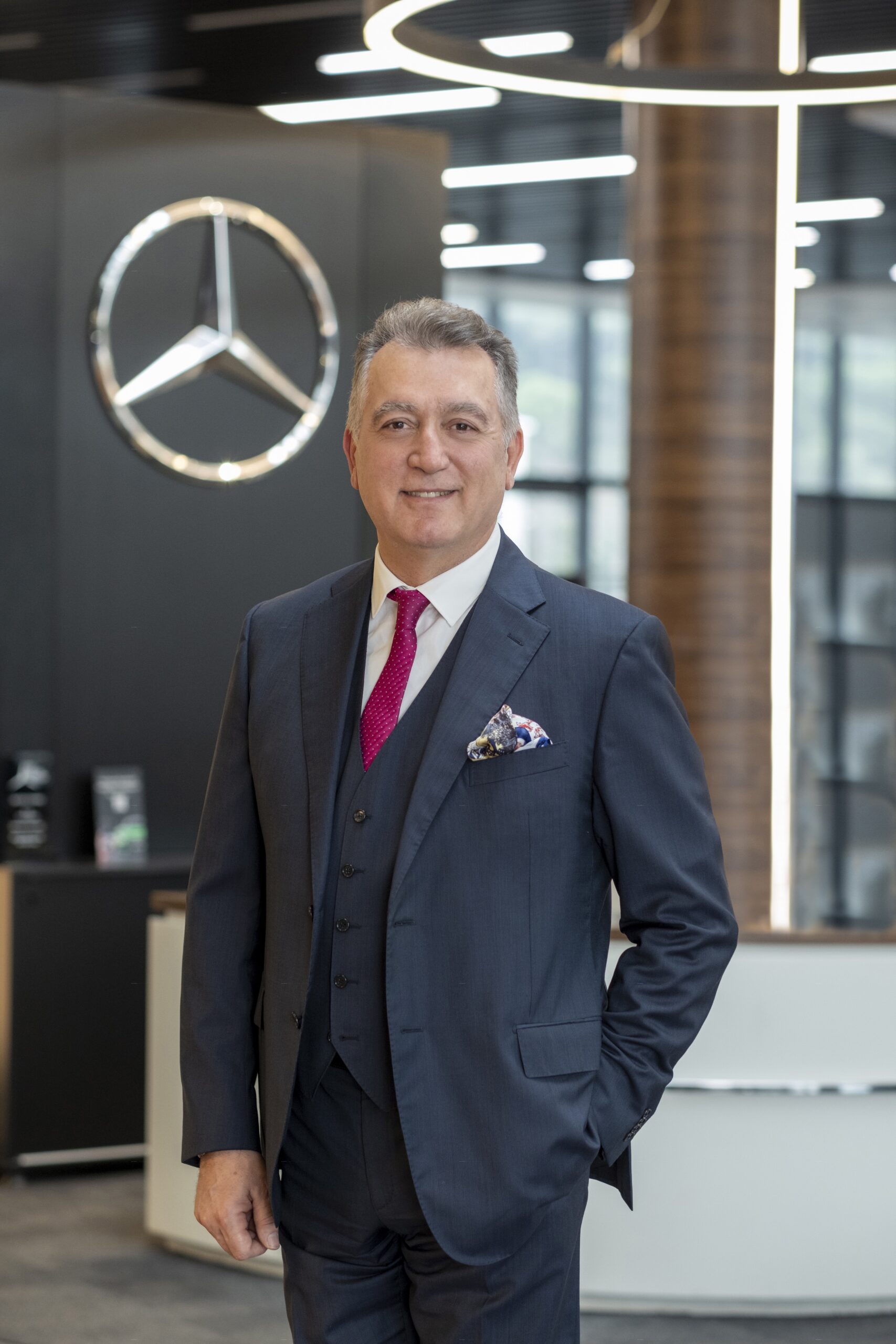 Mercedes-Benz Otomotiv İcra Kurulu Başkanı Şükrü Bekdikhan’ın Bir Günü Şükrü Bekdikhan