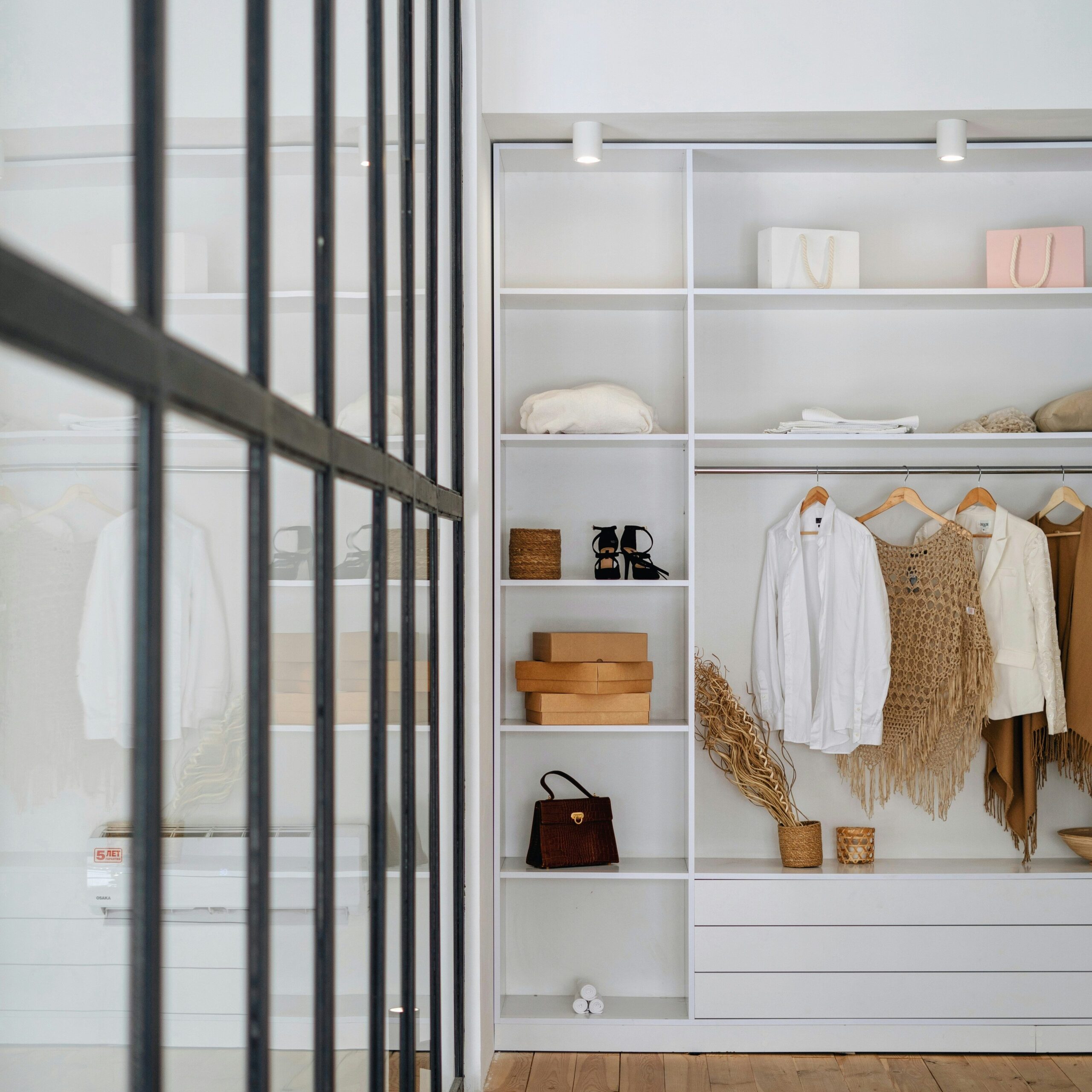 Özgün ve Minimalist: Kapsül Gardırop Nasıl Hazırlanır? Özgün Ve Minimalist: Kapsül Gardırop Nasıl Hazırlanır?