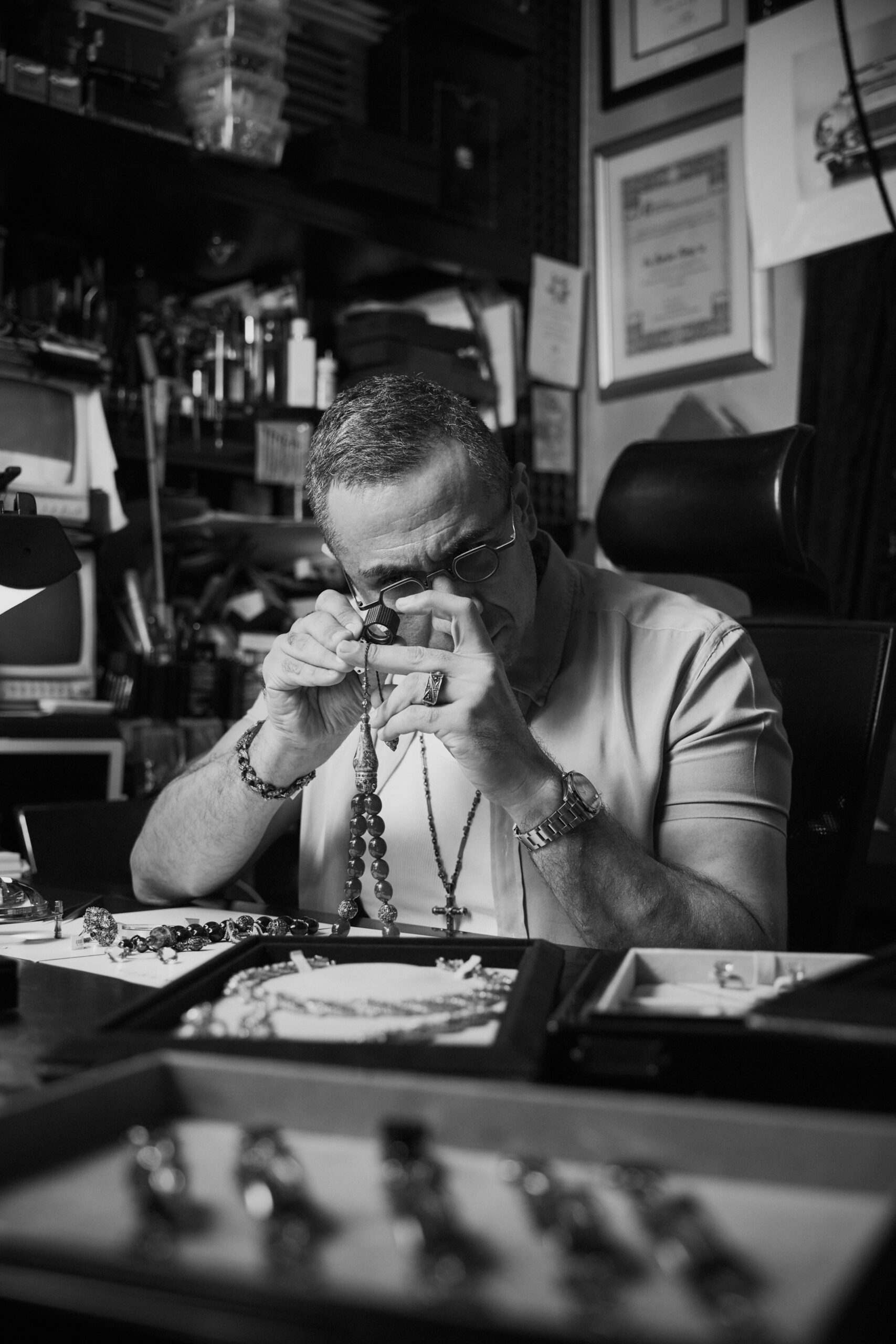 Karun Kıraç: Mücevherde Haute Couture Ustası Karun Kıraç: Mücevherde Haute Couture Ustası