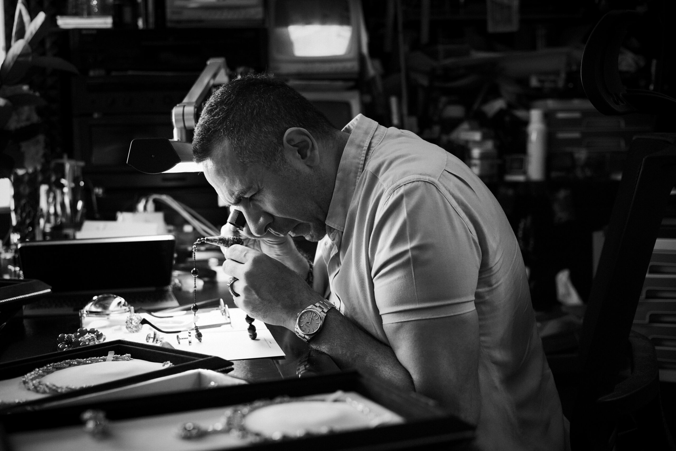 Karun Kıraç: Mücevherde Haute Couture Ustası Karun Kıraç: Mücevherde Haute Couture Ustası