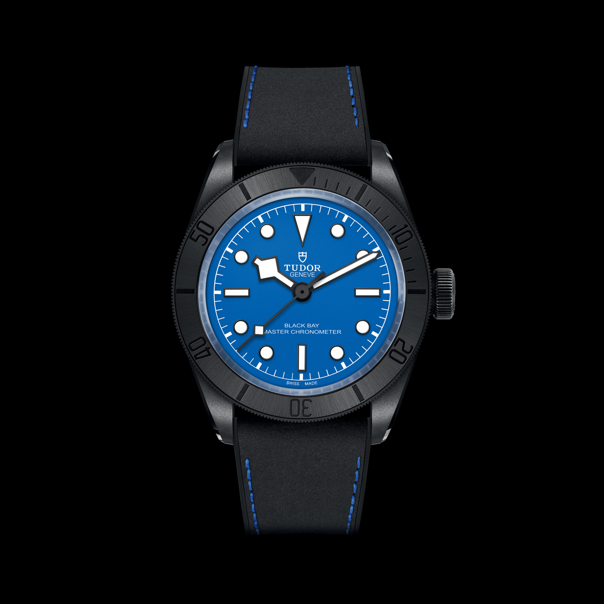 Formula 1 Pistlerinden Bileğe: Tudor Black Bay Ceramic “Blue” Formula 1 Pistlerinden Bileğe: Tudor Black Bay Ceramic “Blue”