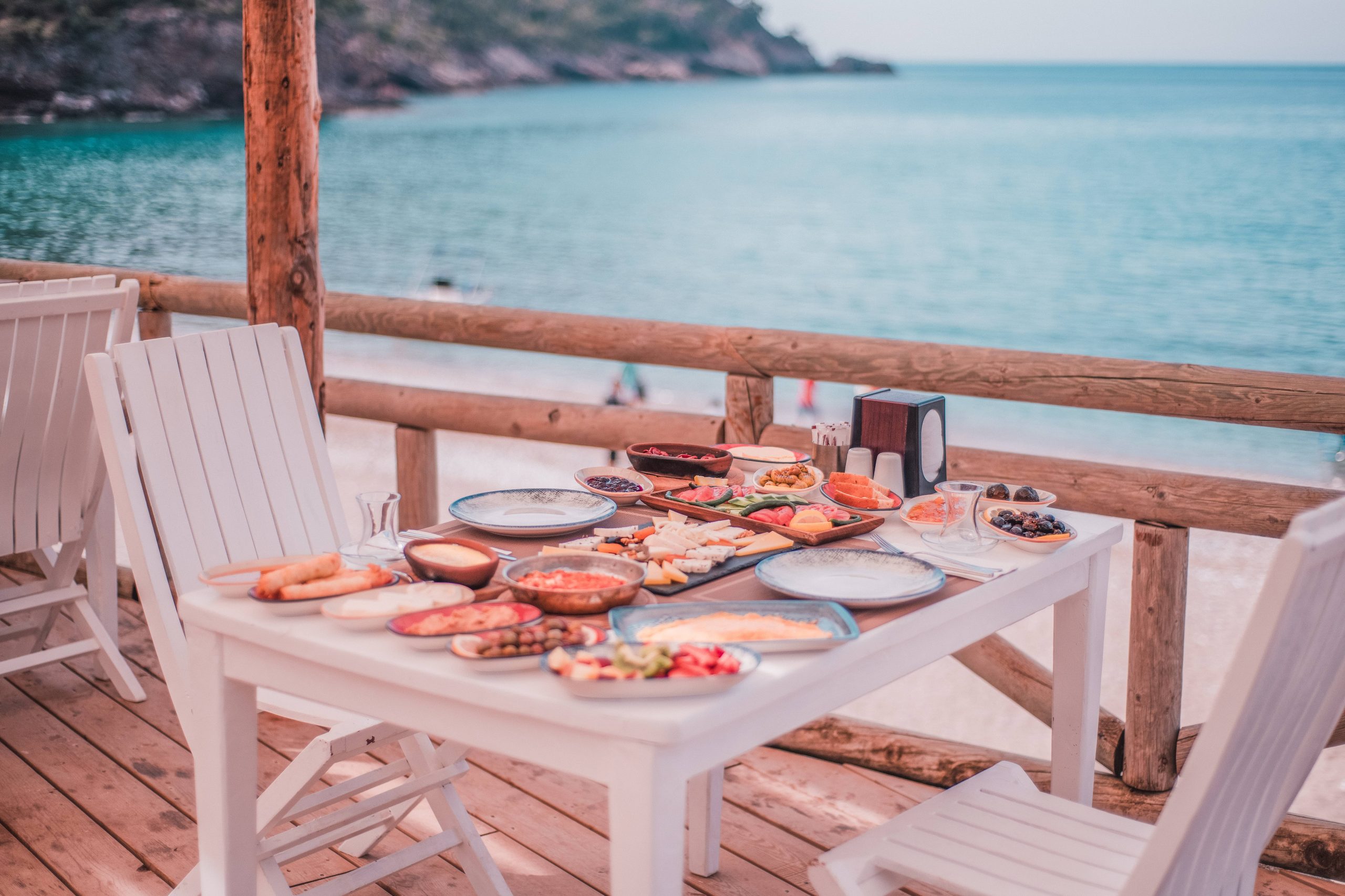 Çeşme'Den Göcek'E: Denize Sıfır Oteller