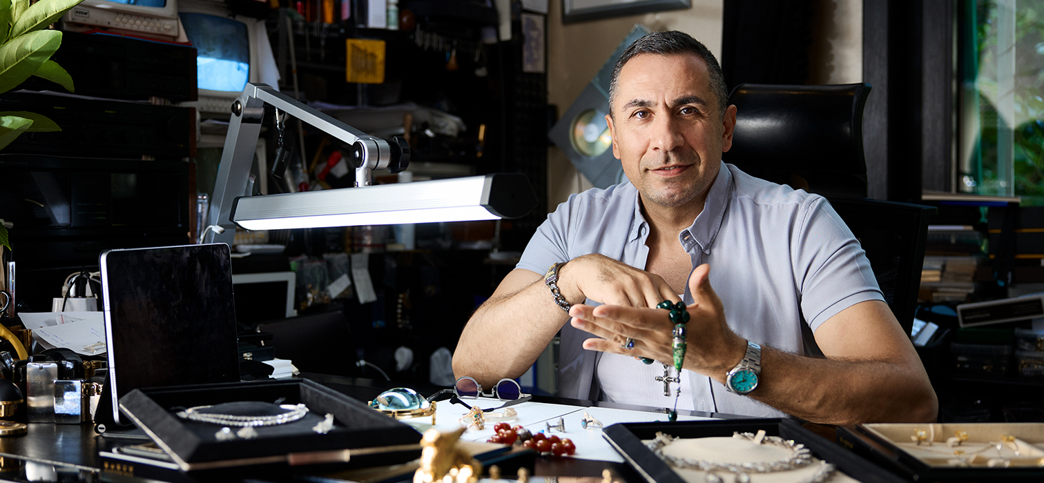Karun Kıraç: Mücevherde Haute Couture Ustası Karun Kıraç: Mücevherde Haute Couture Ustası