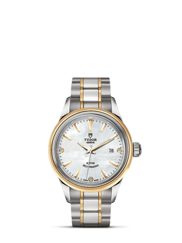 Tudor Style 12103-0017