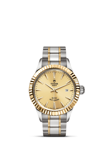 Tudor Style 12113-0001