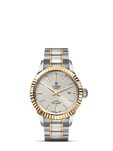 Tudor Style 12113-0003
