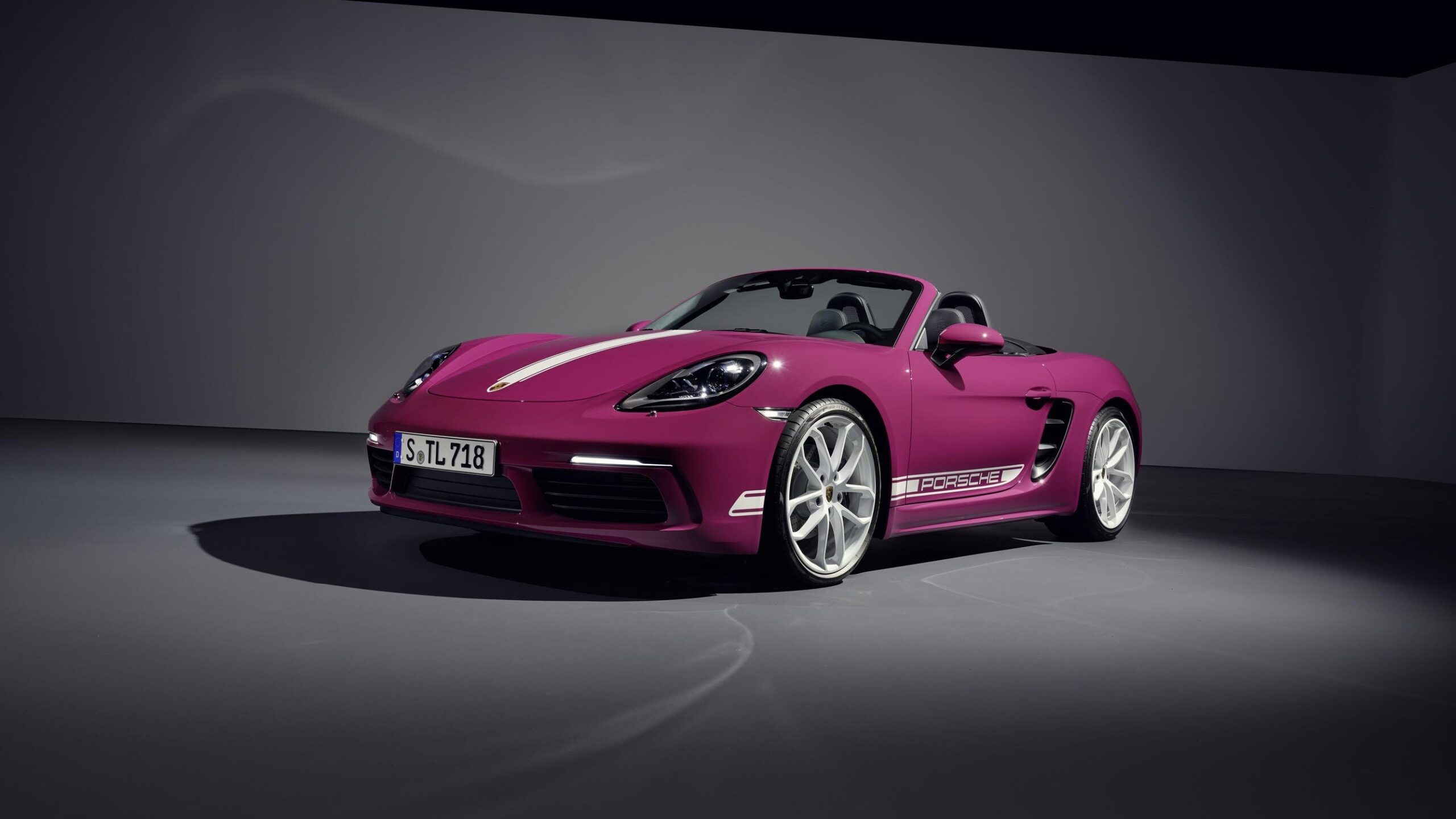 Sürüş Keyfinde Zirve: A'dan Z'ye Cabrio Otomobiller Sürüş Keyfinde Zirve: A'Dan Z'Ye Cabrio Otomobiller