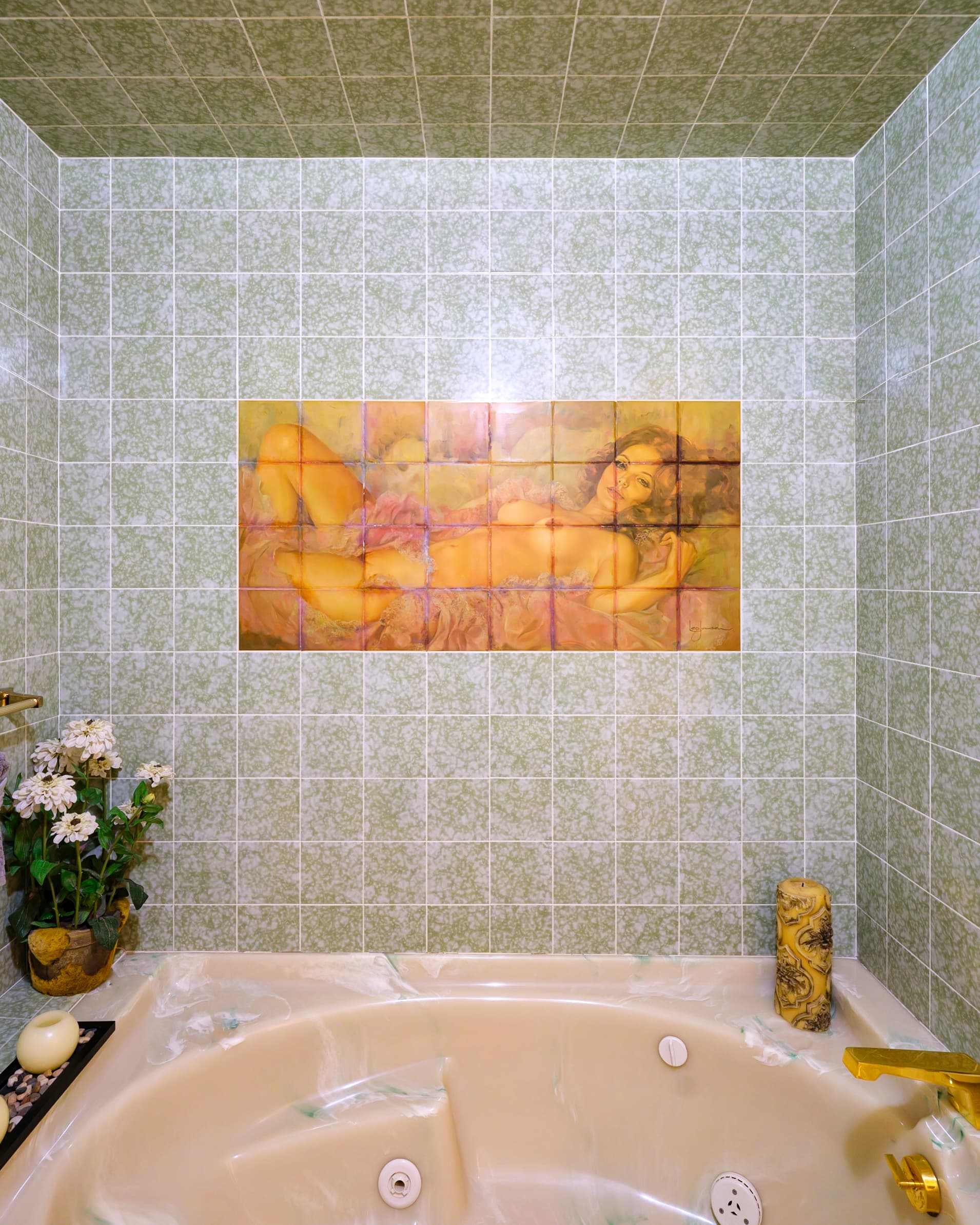 The Underground House: Retro Luxury With A Twist