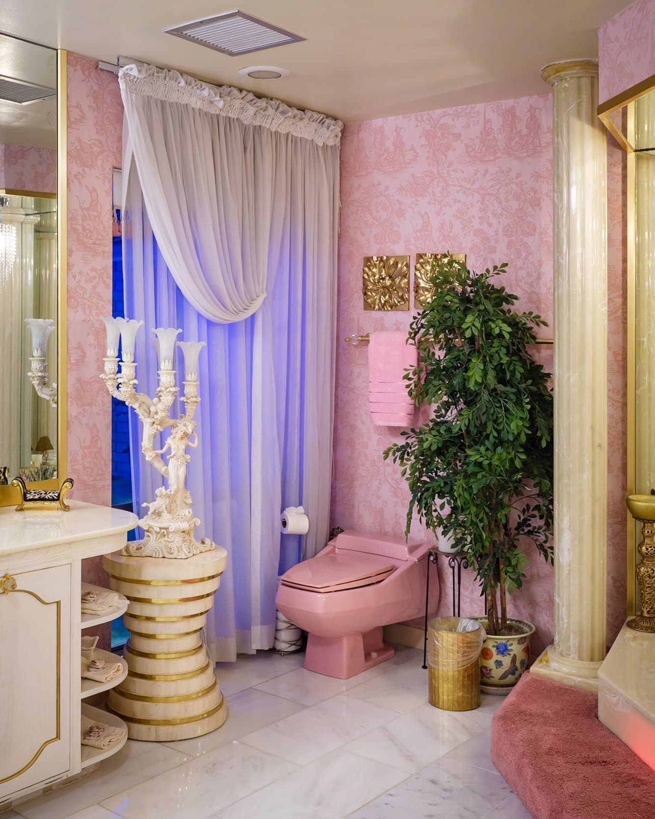 The Underground House: Retro Luxury With A Twist