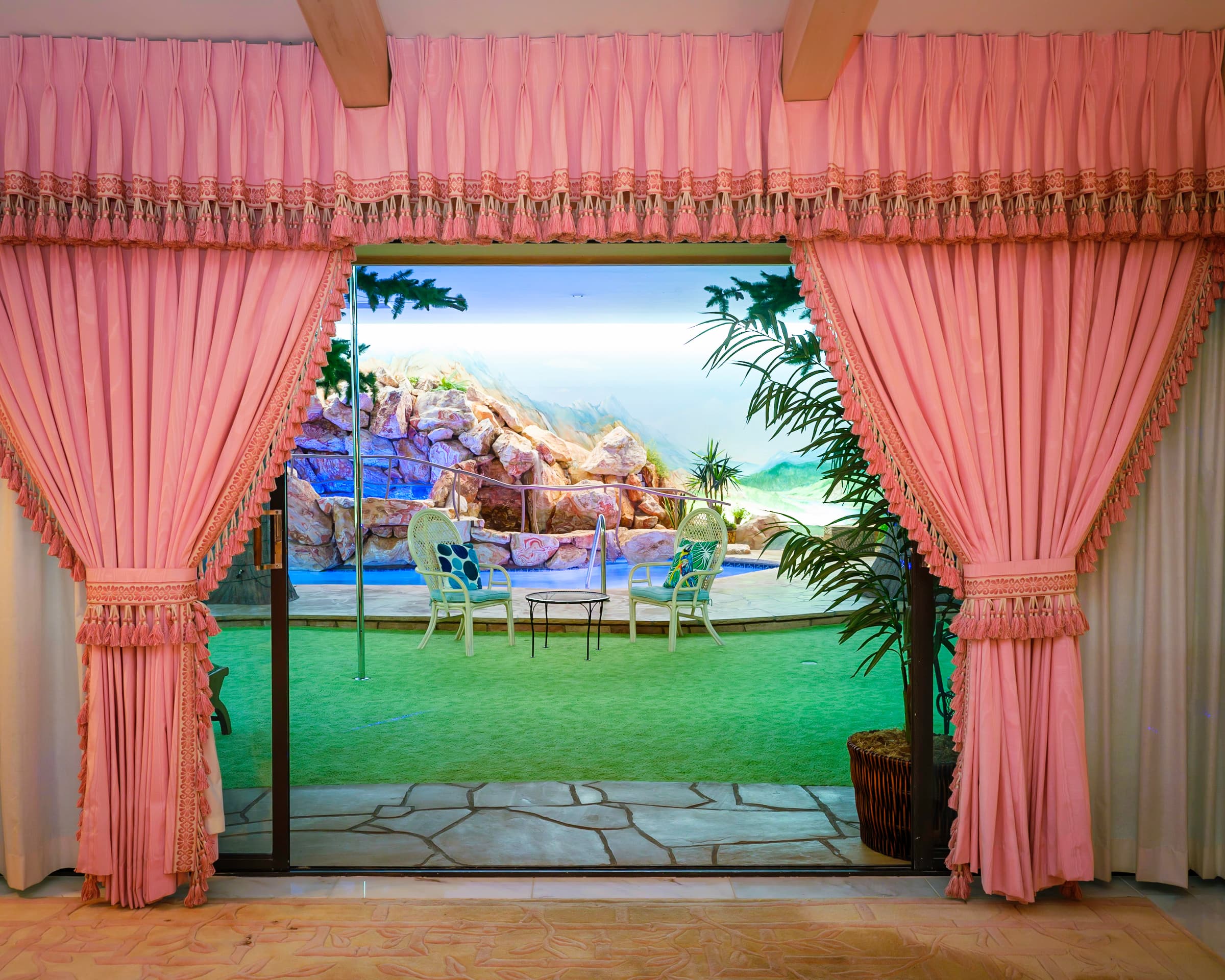 The Underground House: Retro Luxury With A Twist