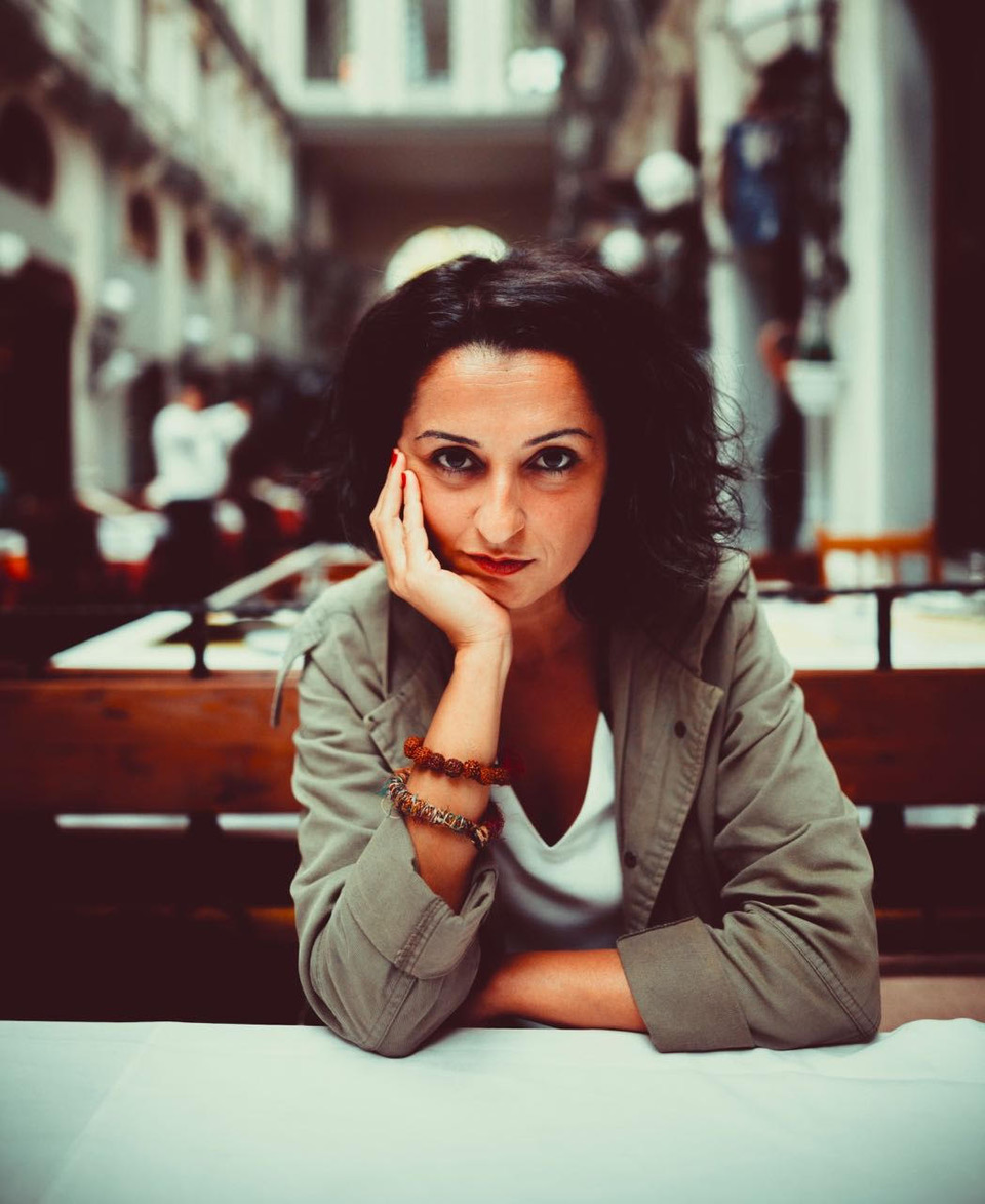 Başak Duru: “Kimse Tek Başına Delirmiyor” Başak Duru: “Kimse Tek Başına Delirmiyor”