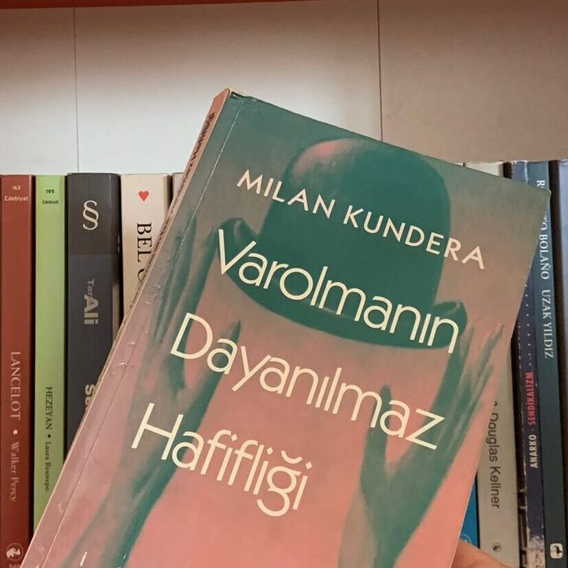 Hayatımızı Değiştiren Kitaplar Hayatımızı Değiştiren Kitaplar