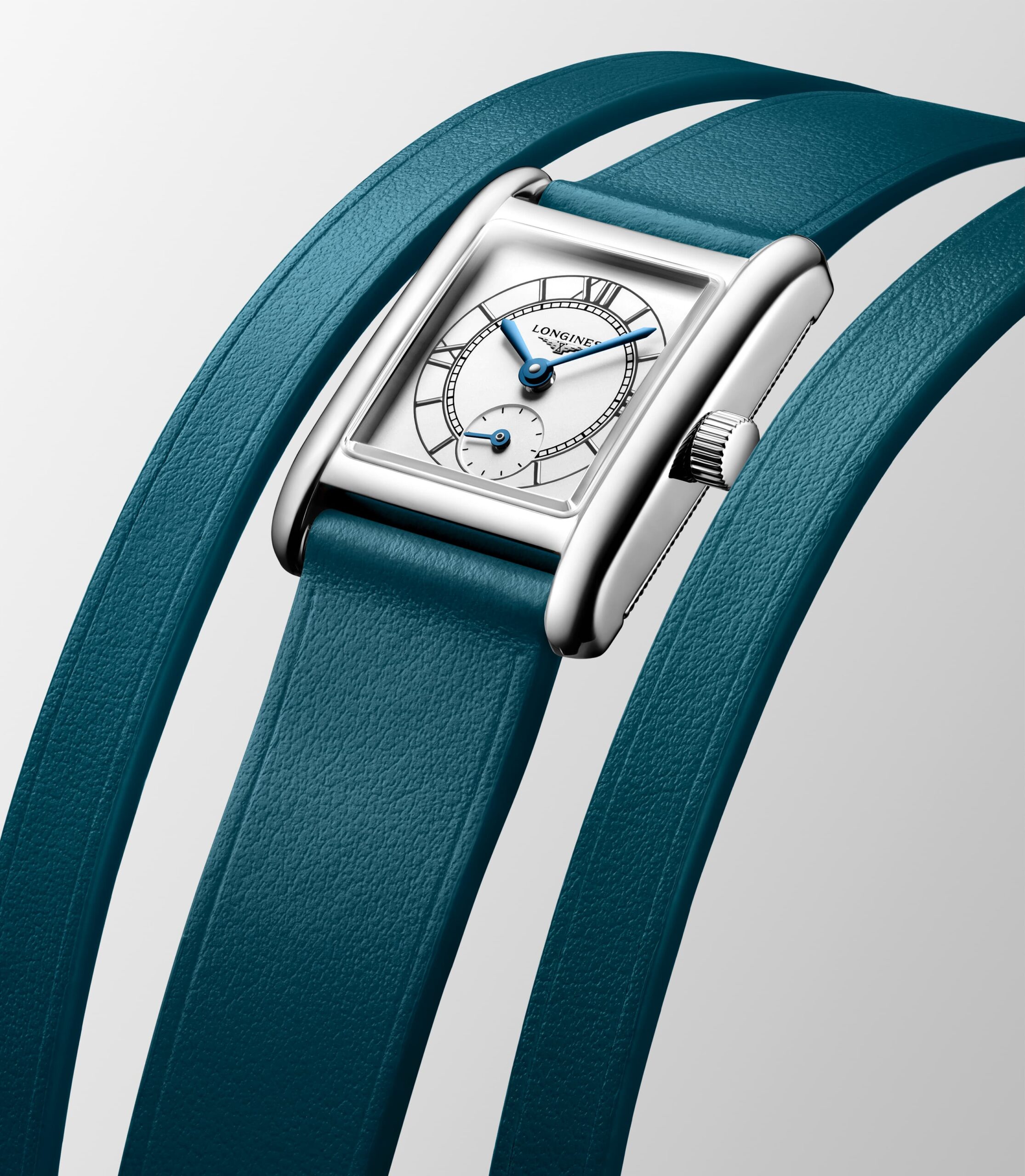 In the skies, on land, or at sea: Longines Dolce Vita and Conquest embody timeless elegance. In The Skies, On Land, Or At Sea: Longines Dolce Vita And Conquest Embody Timeless Elegance.