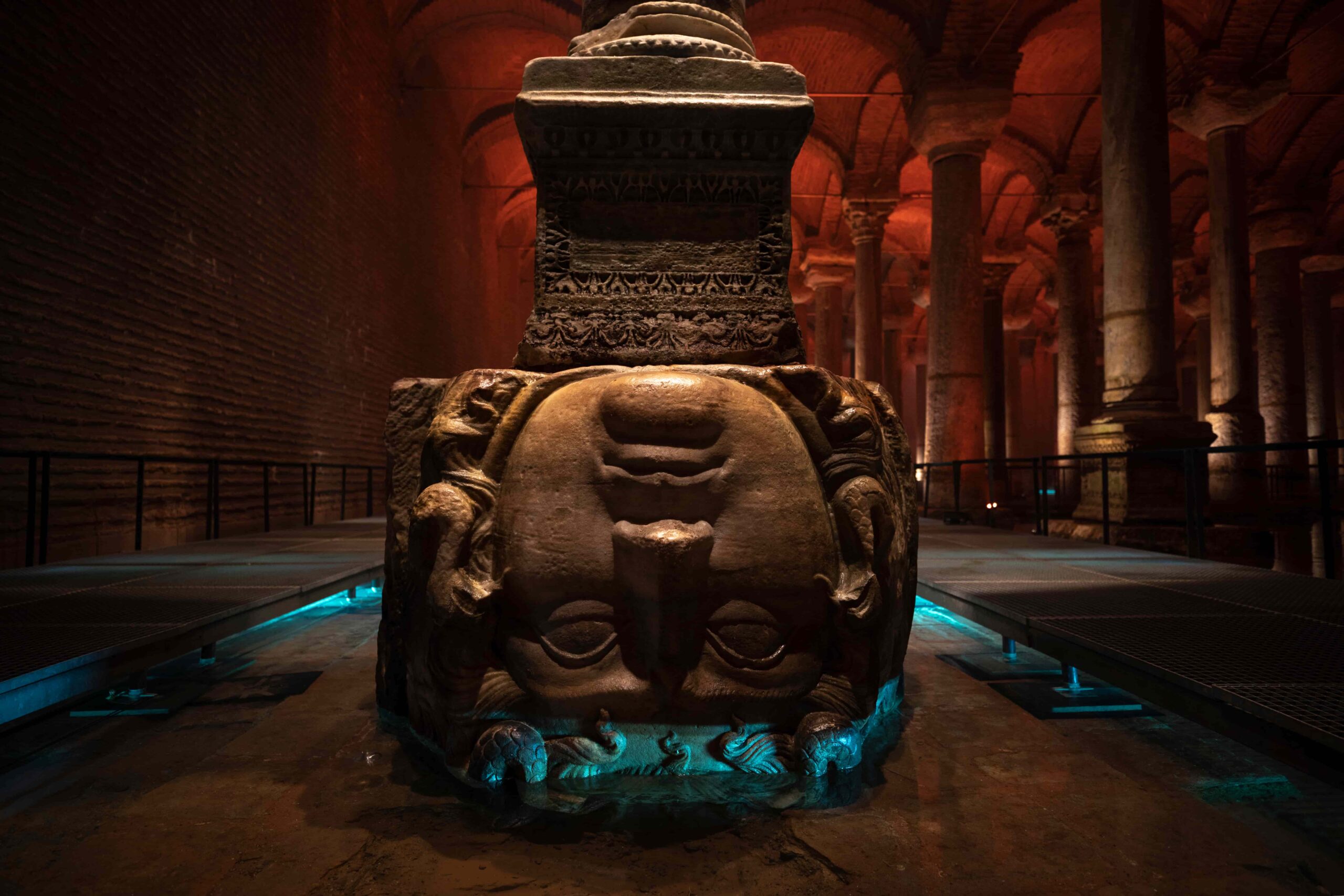 From Plato's Cave to the Basilica Cistern: Yeraltının Kapıları From Plato'S Cave To The Basilica Cistern: Yeraltının Kapıları