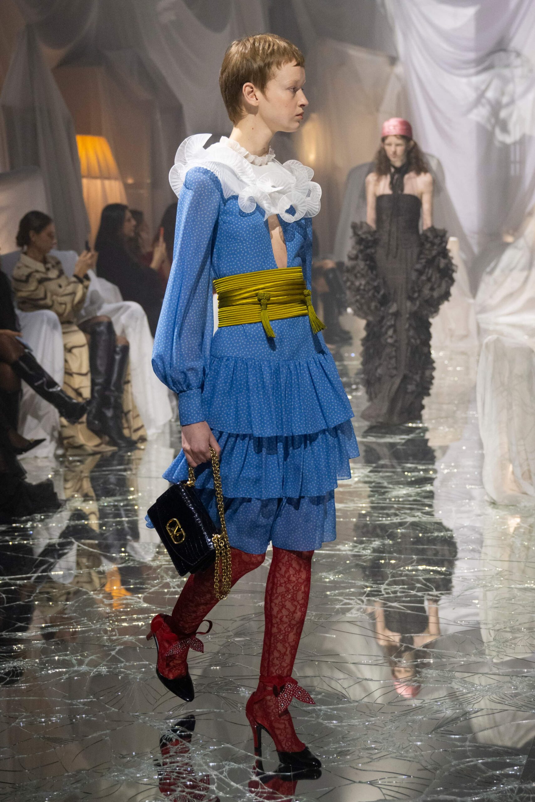 Paris Fashion Week’te Bohem Rüzgârı