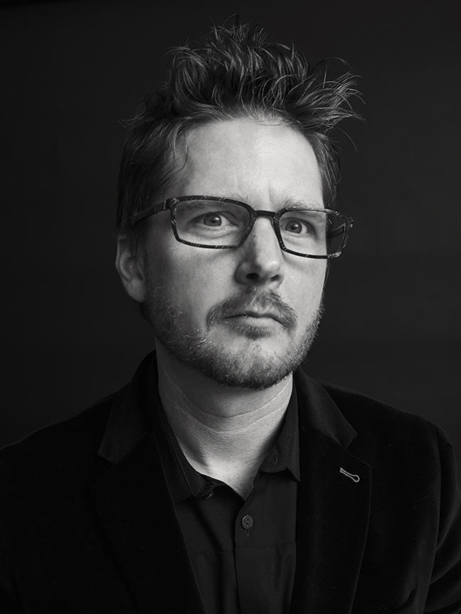 Pieter M. van Hattem: Büyülü Anların Avcısı Pieter M. Van Hattem