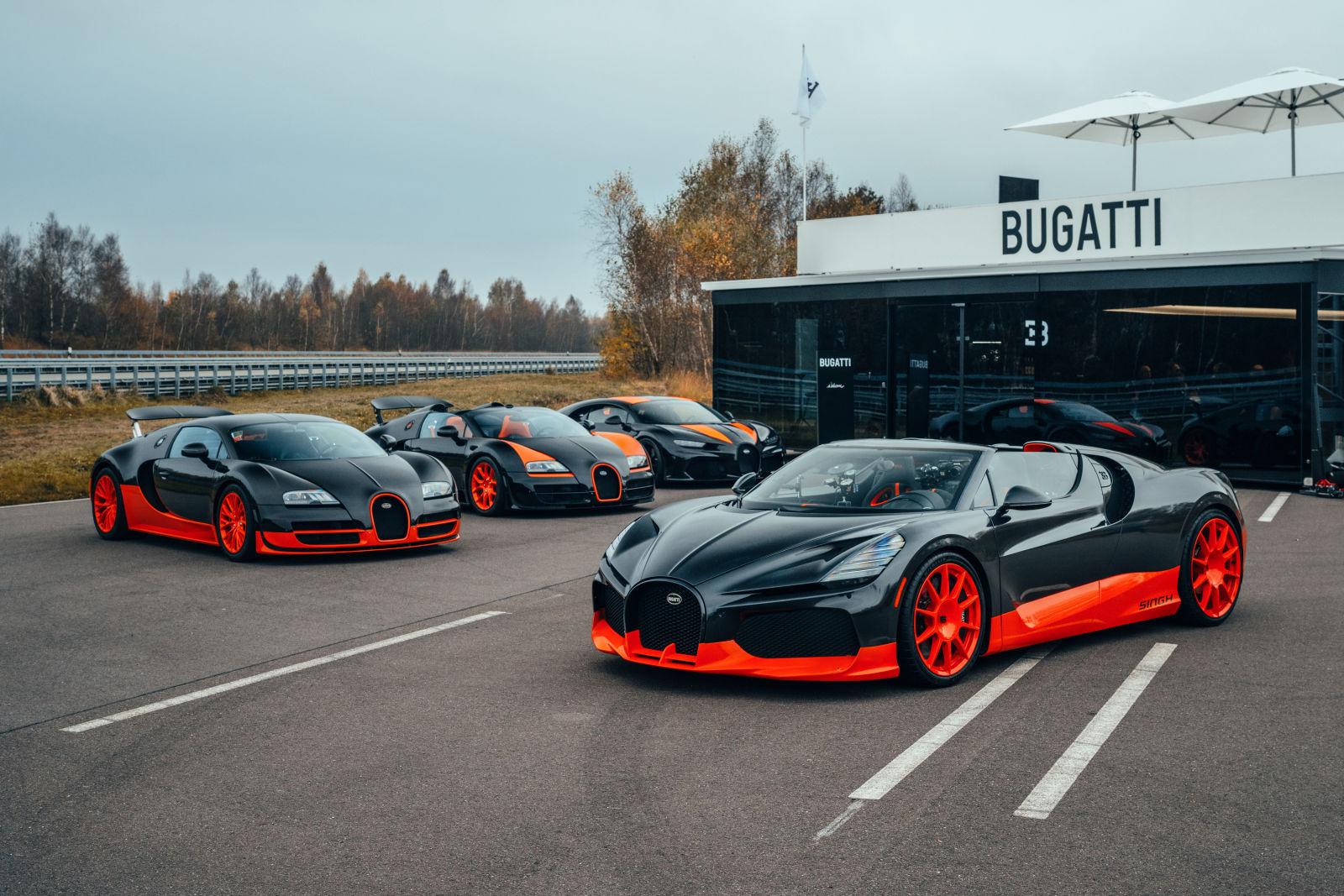 World's Fastest Open-Top Car: Bugatti W16 Mistral World'S Fastest Open-Top Car: Bugatti W16 Mistral