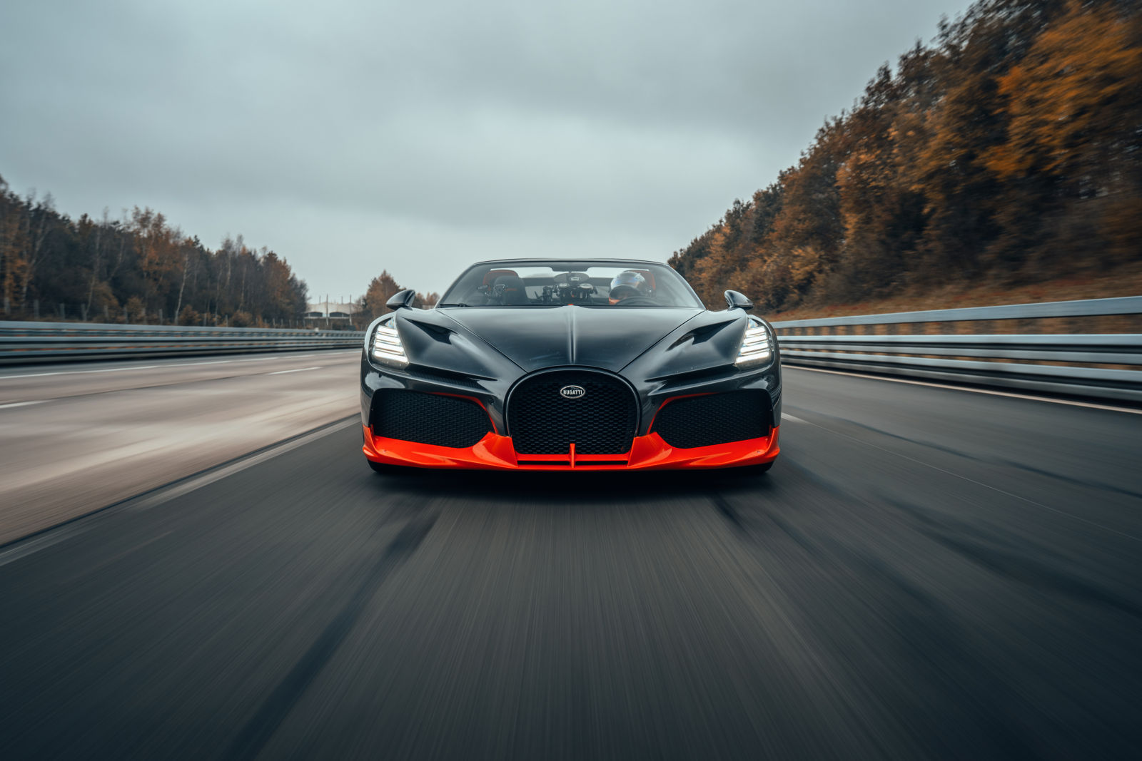 World's Fastest Open-Top Car: Bugatti W16 Mistral World'S Fastest Open-Top Car: Bugatti W16 Mistral