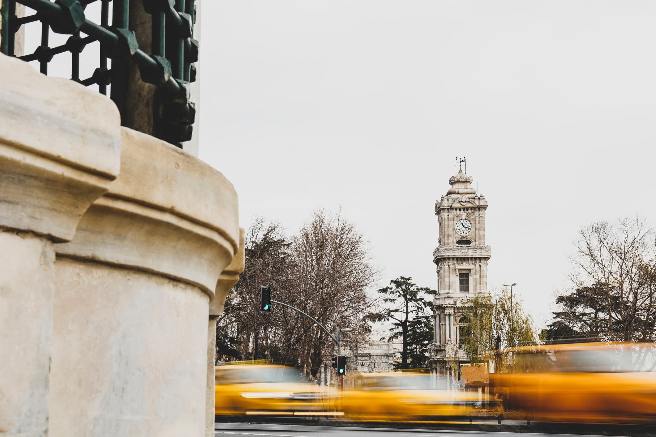 İstanbul’un Saat Kuleleri İstanbul’un Saat Kuleleri