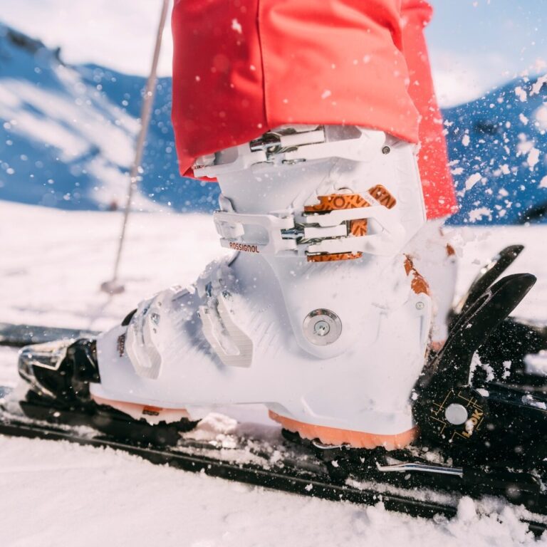 For Ski Enthusiasts: The Best Ski Accessories For Ski Enthusiasts: The Best Ski Accessories