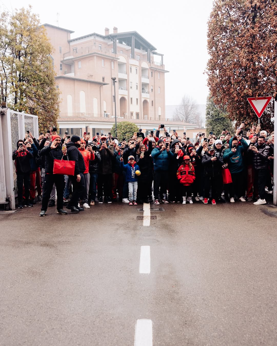 Lewis Hamilton'ın Ferrari’de İlk Günü Lewis Hamilton'In Ferrari’de İlk Günü
