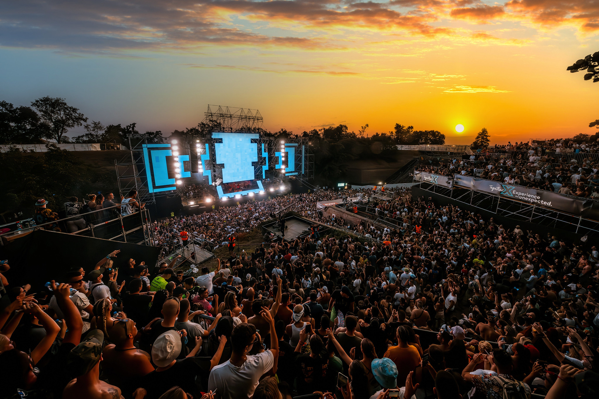 Eğlencede Sınır Tanımayan 2025 Festivalleri Eğlencede Sınır Tanımayan 2025 Festivalleri