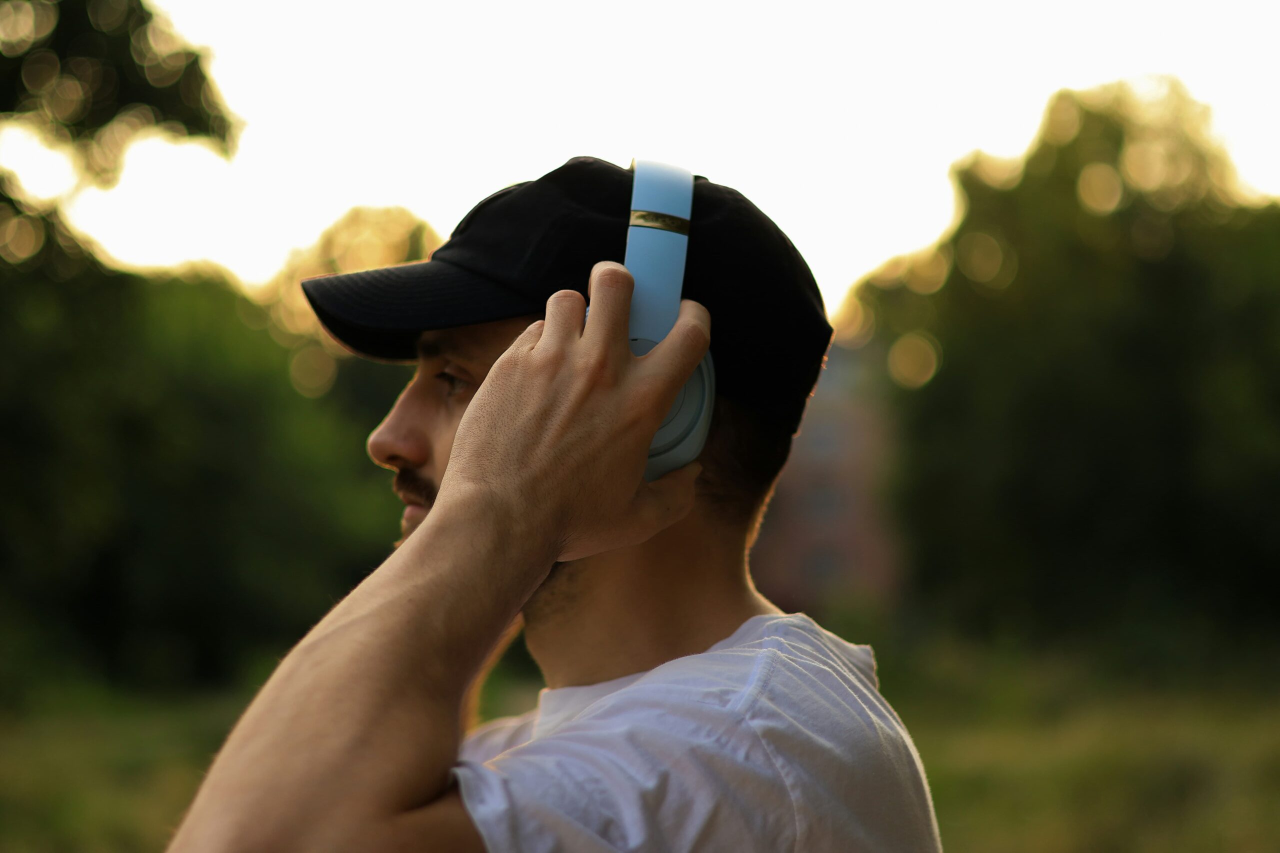 Kendinizi İyi Hissettirecek Podcast’ler Kendinizi İyi Hissettirecek Podcast’ler