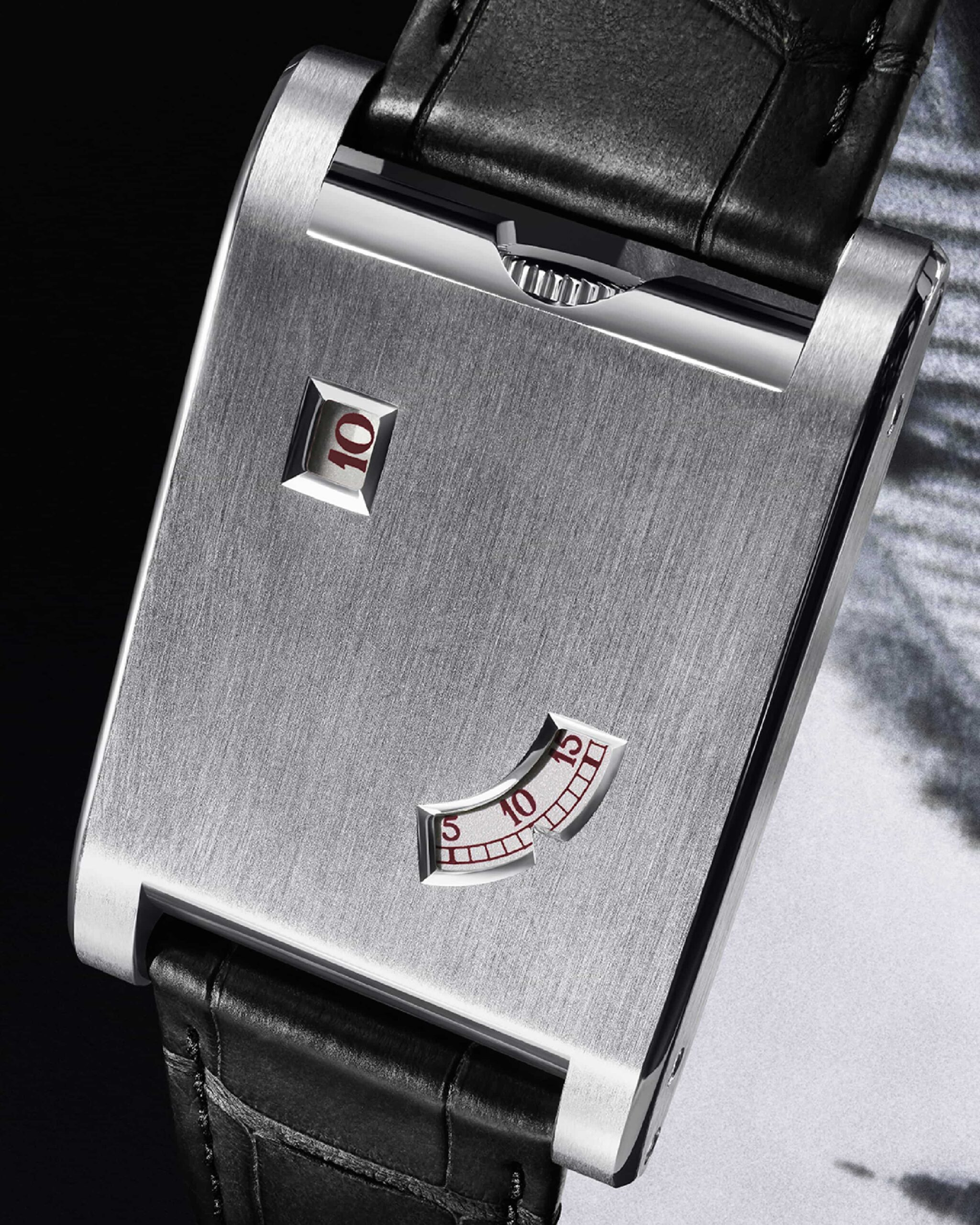 Watches and Wonders 2025: Cartier Tank à Guichet Watches And Wonders 2025: Cartier Tank À Guichet
