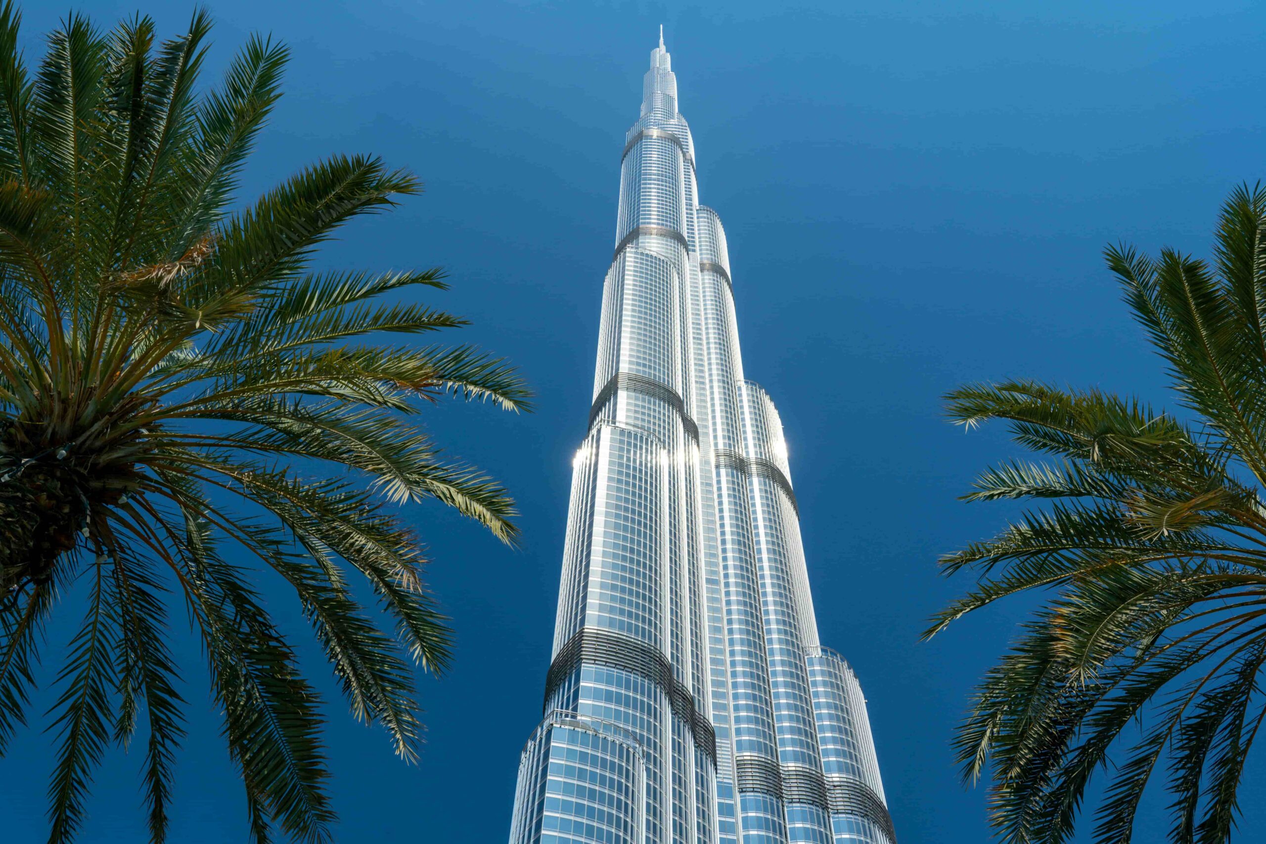 11 Modern Buildings You Must See—And the Stories Behind Them 11 Modern Buildings You Must See—And The Stories Behind Them