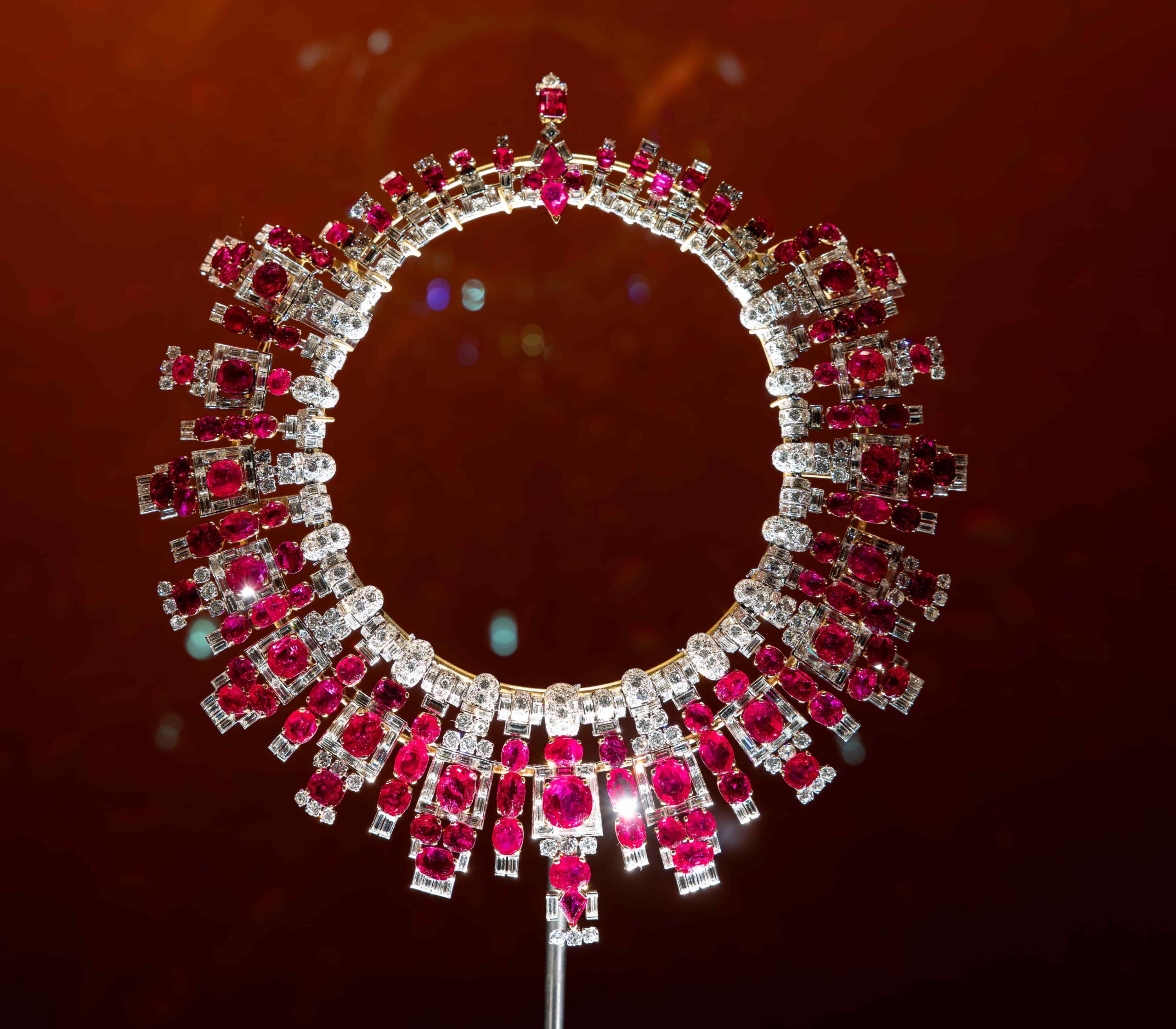 Cartier’nin Büyüleyici Mücevherleri Bir Arada Cartier’nin Büyüleyici Mücevherleri Bir Arada