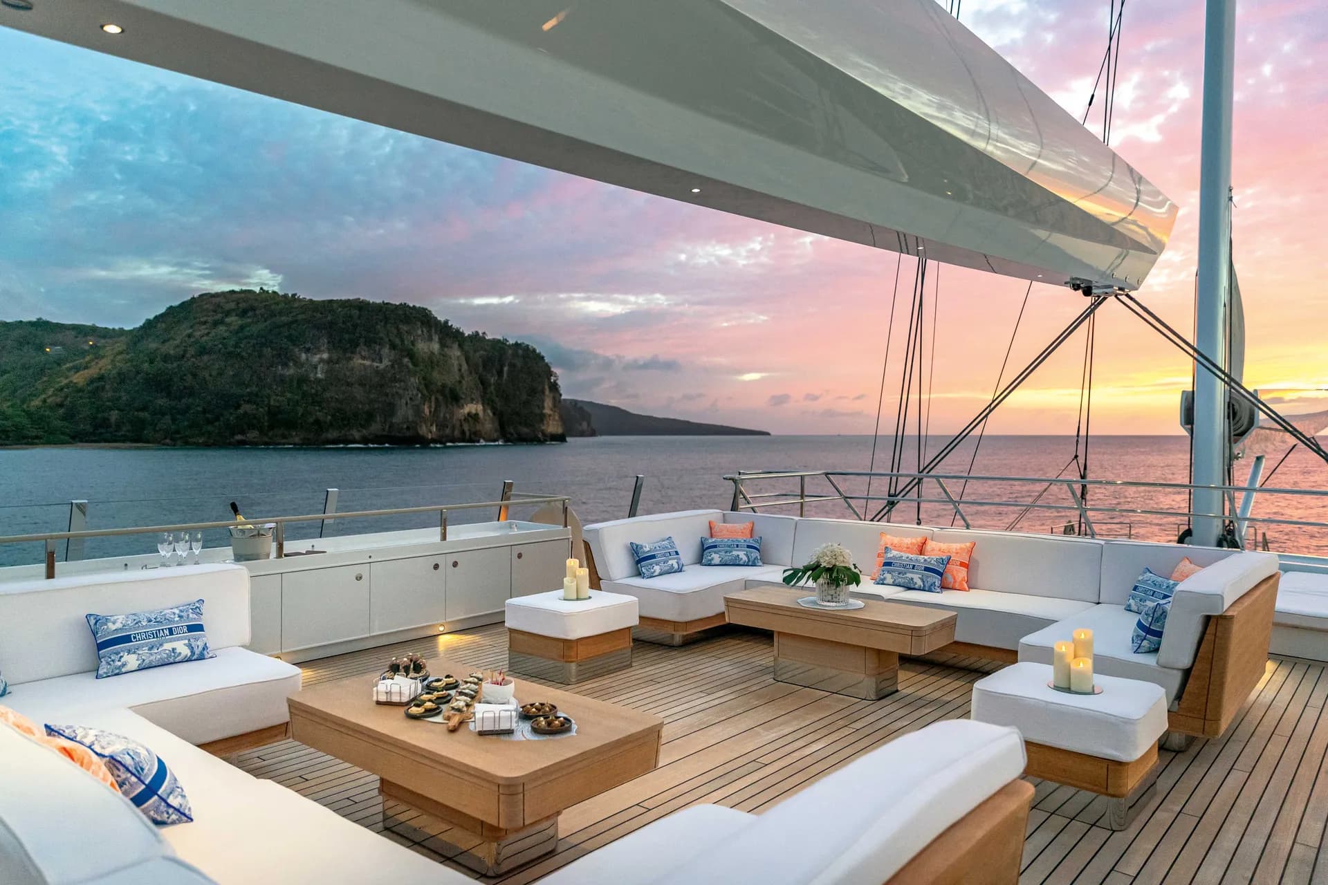 The World’s Most Luxurious Superyachts for Charter The World’s Most Luxurious Superyachts For Charter