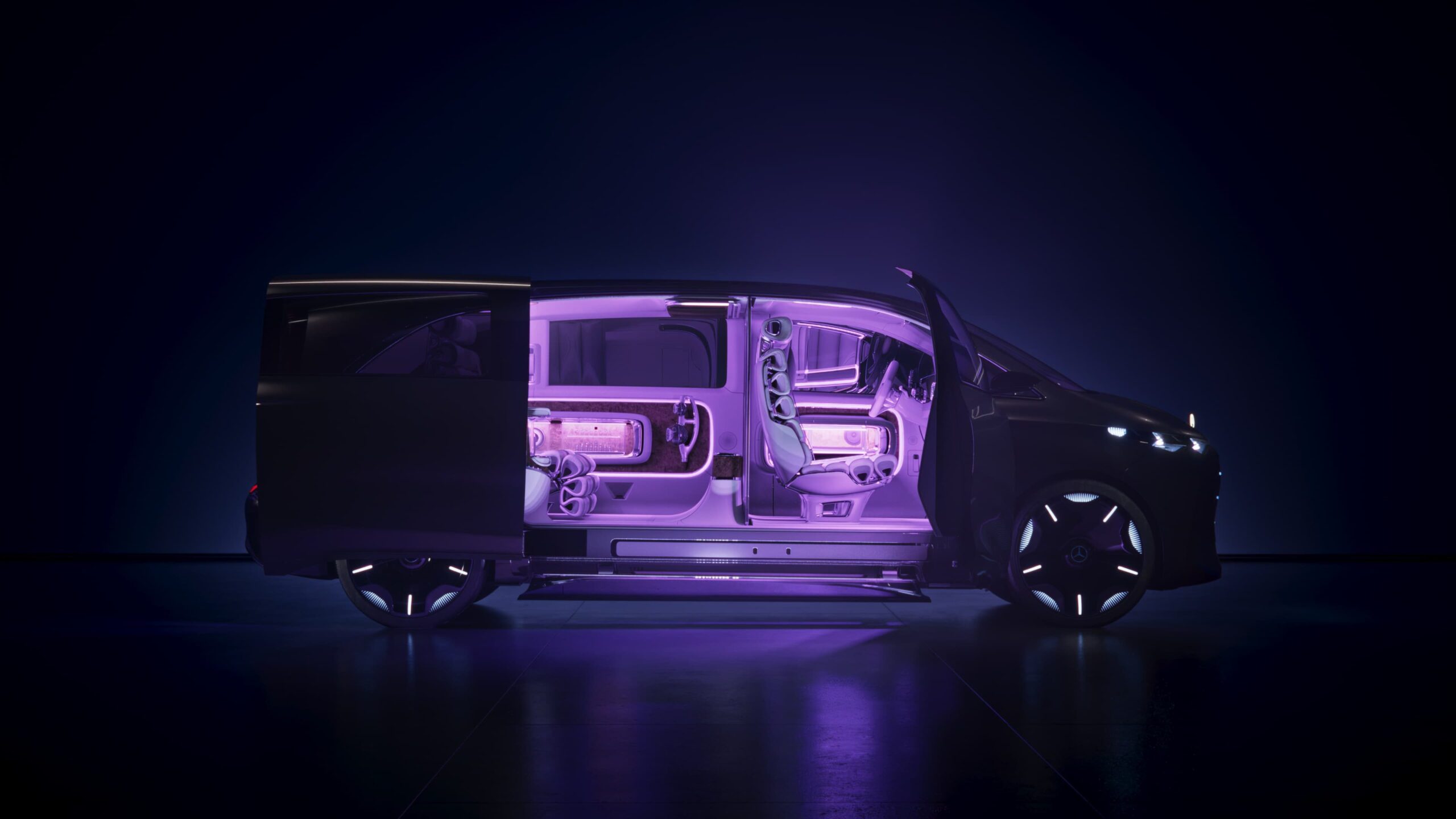 Mercedes-Benz Vision V Concept Geleceğe Işık Tutuyor Mercedes-Benz Vision V Concept Geleceğe Işık Tutuyor