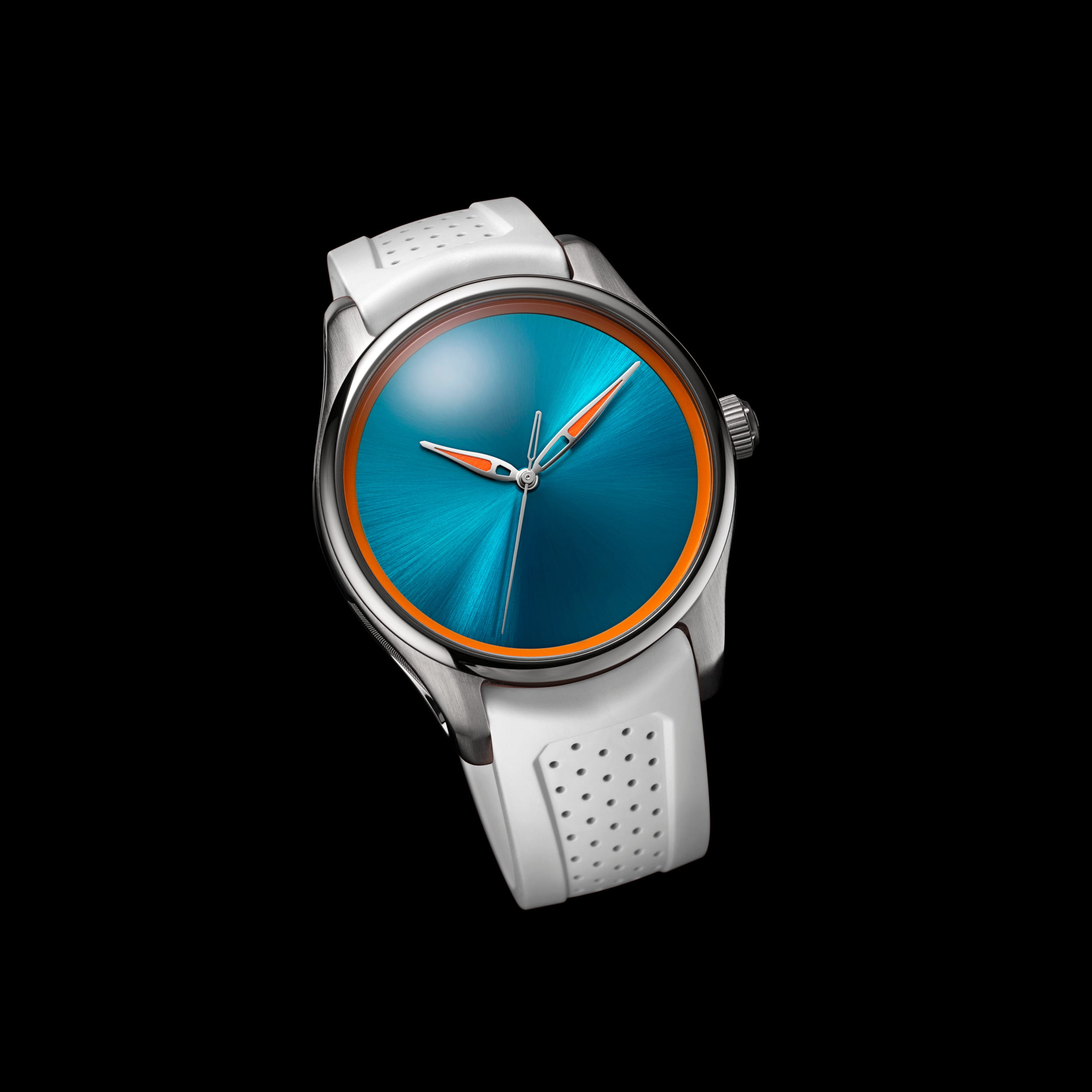 H. Moser & Cie.’nin Renkli Üçlüsü: Pioneer Spiced Aqua H. Moser &Amp; Cie.’nin Renkli Üçlüsü: Pioneer Spiced Aqua