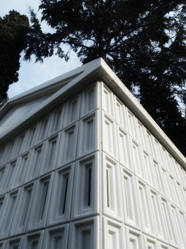 Calumeno Mausoleum: Design Facing Death Calumeno Mausoleum: Design Facing Death