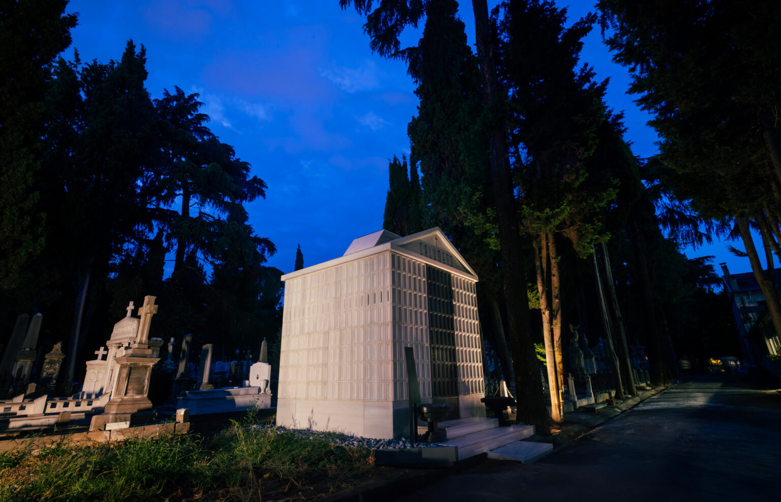 Calumeno Mausoleum: Design Facing Death Evren Öztürk: Design Facing Death