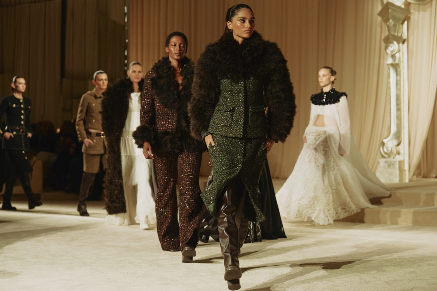 Chanel 2025/26 Koleksiyonunda Moda Senfonisi