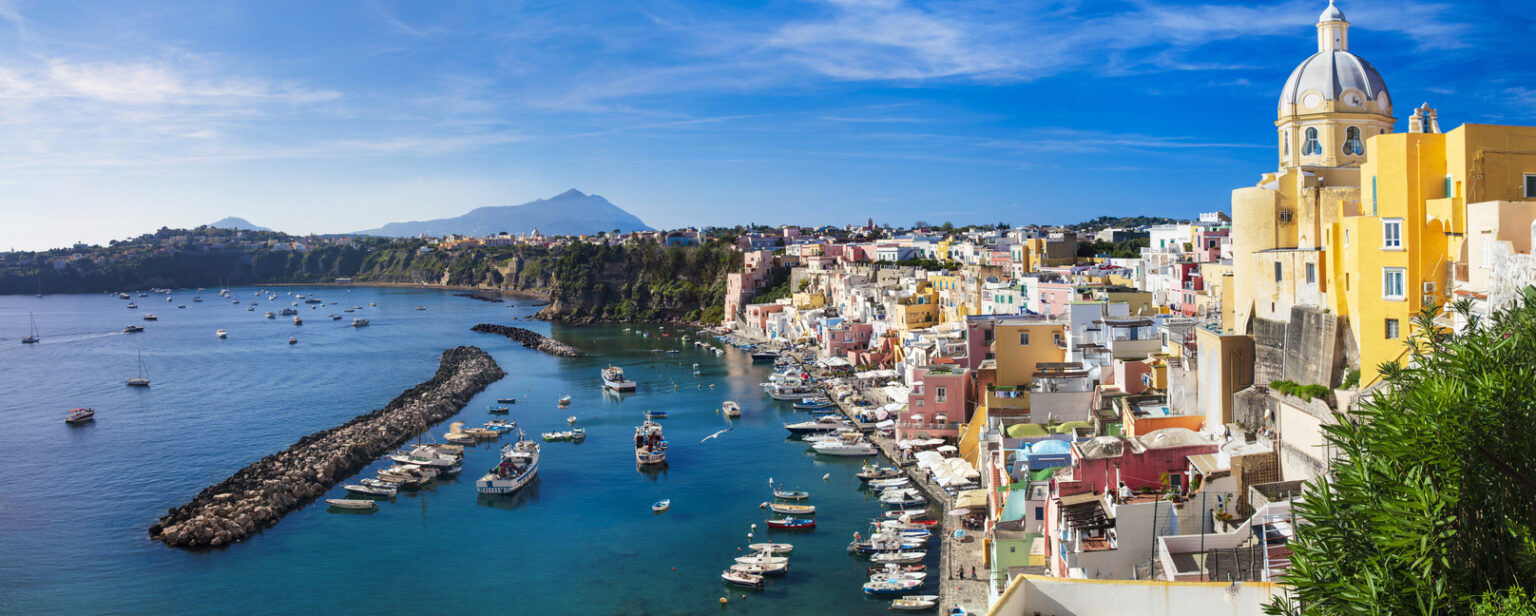 Where Do Italians Go On Vacation?