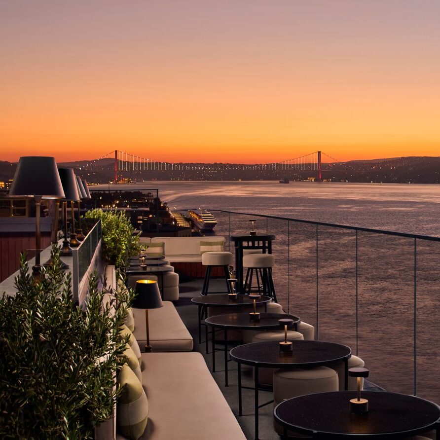 İstanbul'un Yaz Mekanları İstanbul'Un Yaz Mekanları